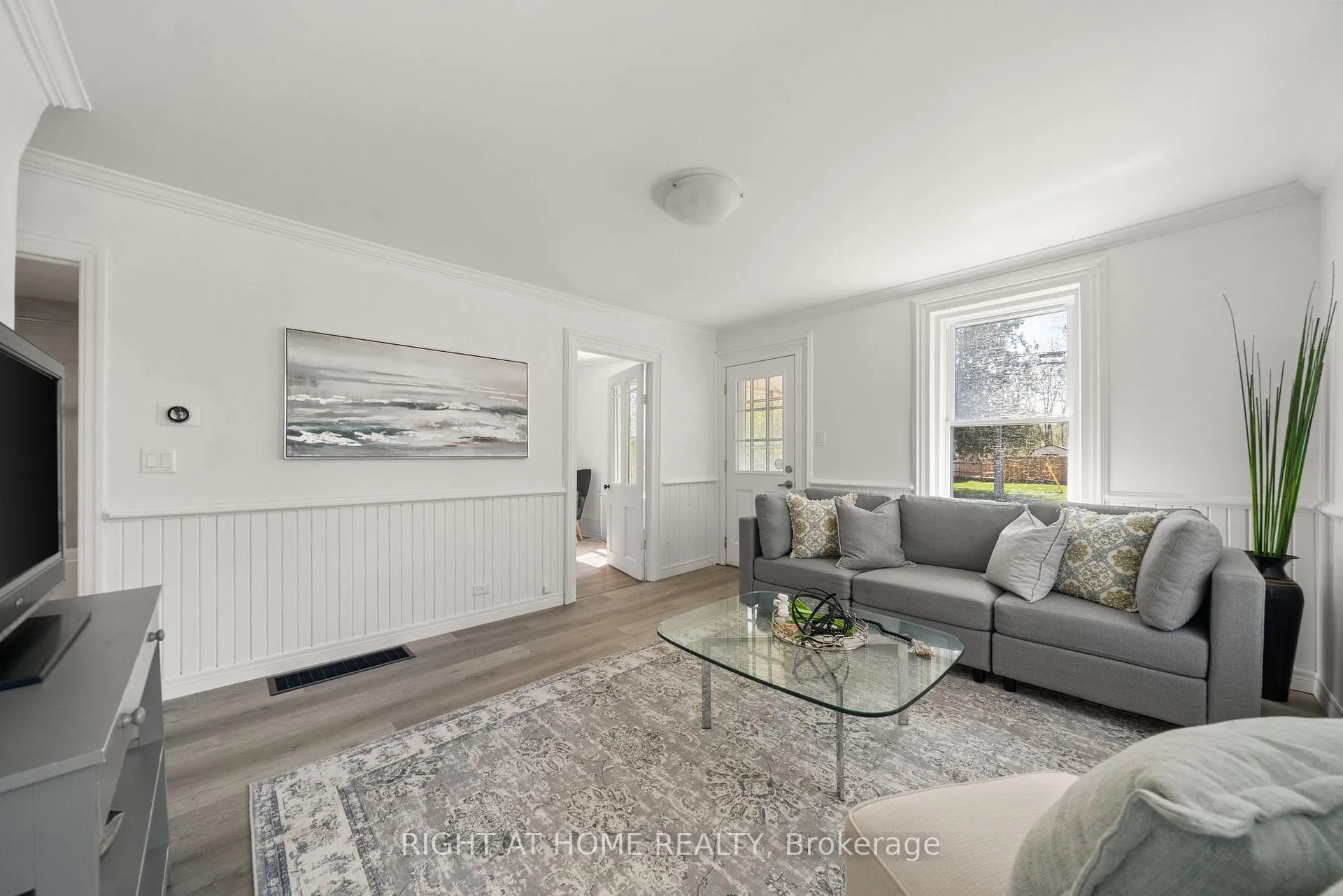 Photo 9 of 108 Forsyth Street, Marmora and Lake, Marmora Ward — HOMEH