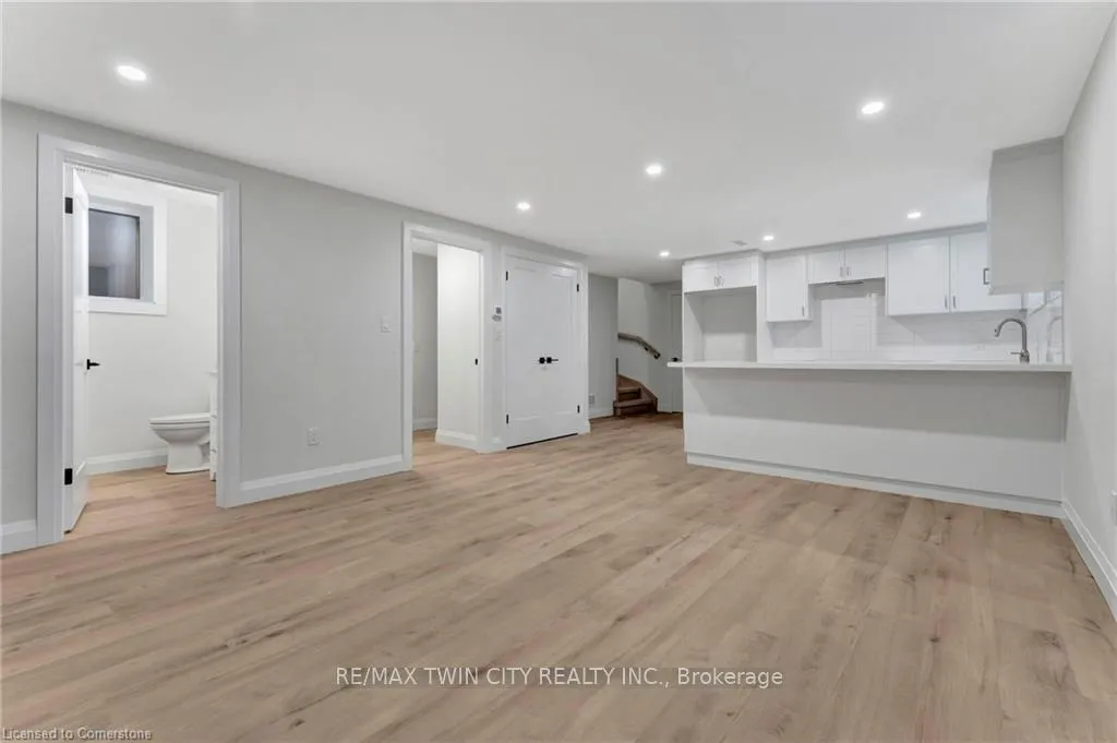 Photo 31 of 10 Blain Avenue, Cambridge — HOMEH