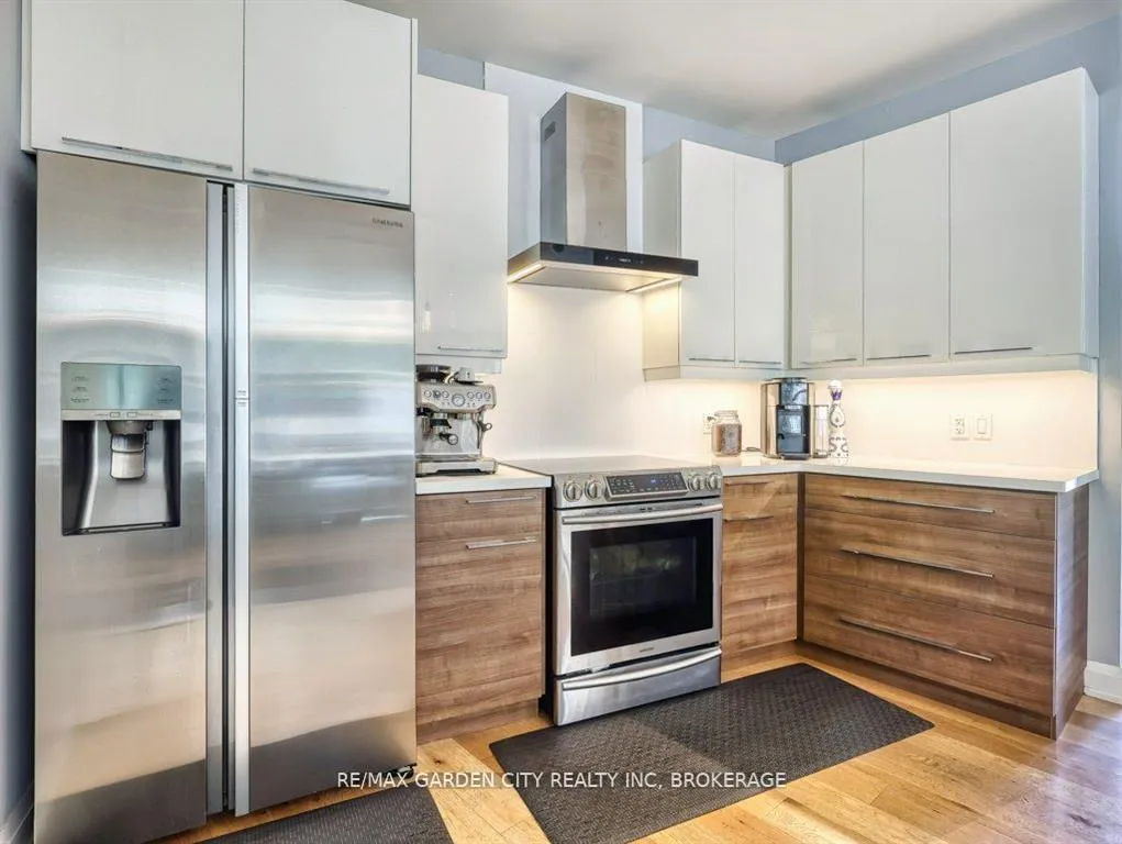 Photo 8 of 11 Beamer Court, Thorold, Confederation Heights — HOMEH