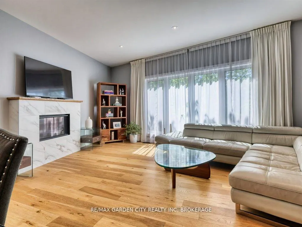 Photo 14 of 11 Beamer Court, Thorold, Confederation Heights — HOMEH
