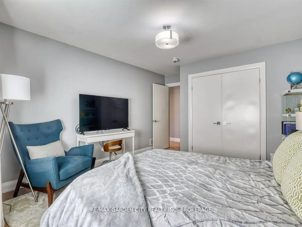 Photo 29 of 11 Beamer Court, Thorold, Confederation Heights — HOMEH