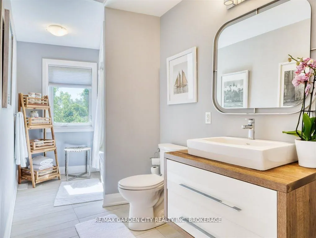 Photo 30 of 11 Beamer Court, Thorold, Confederation Heights — HOMEH