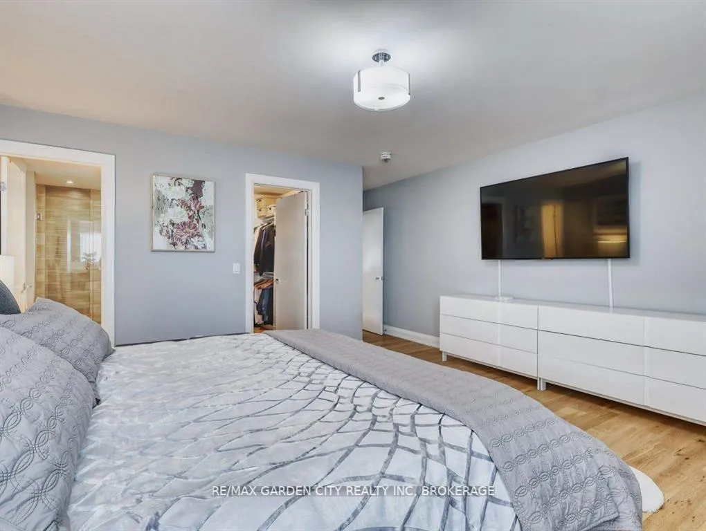 Photo 34 of 11 Beamer Court, Thorold, Confederation Heights — HOMEH