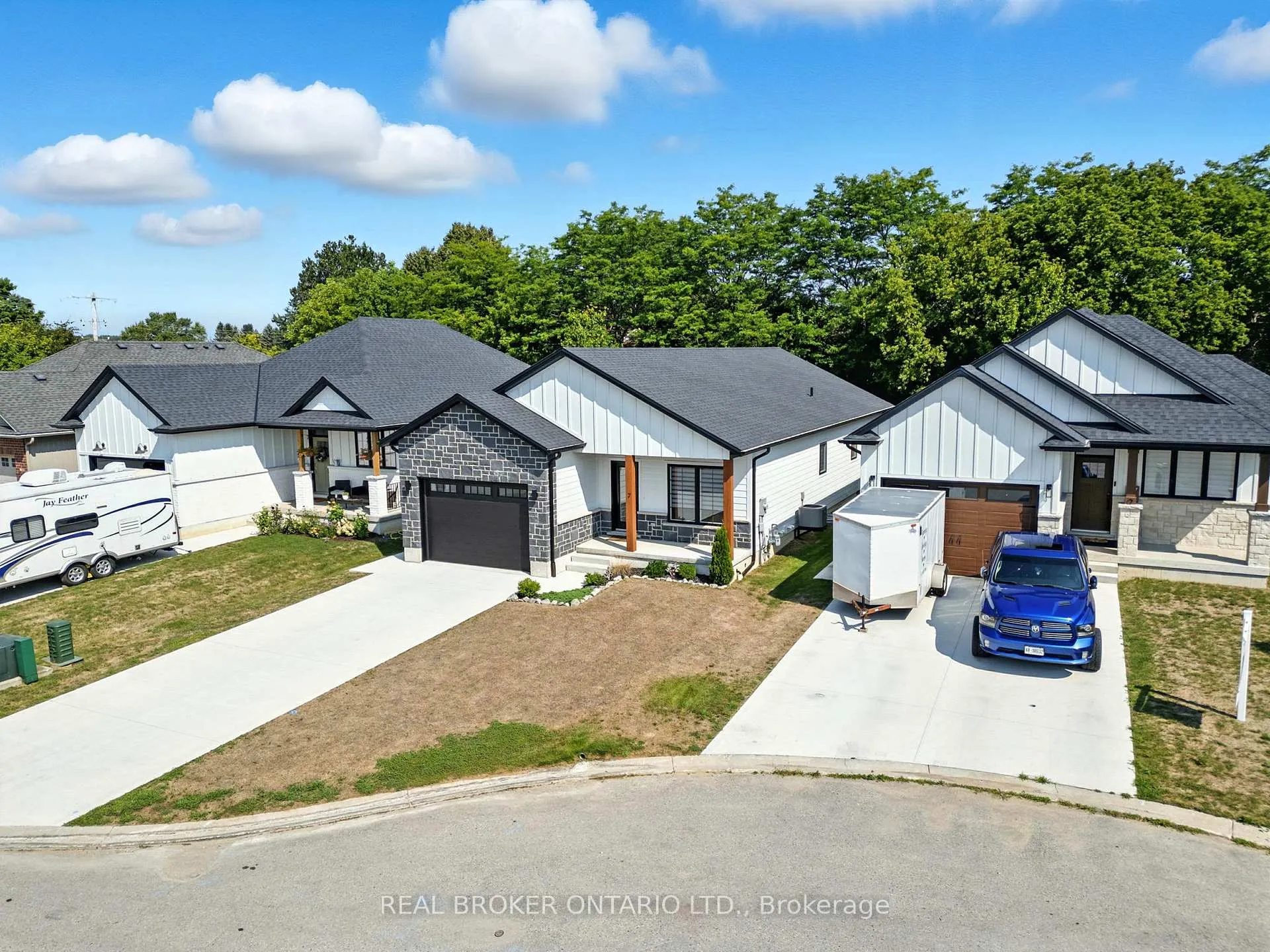 Photo 5 of 7 MacNeil Court E, Bayham, Port Burwell — HOMEH