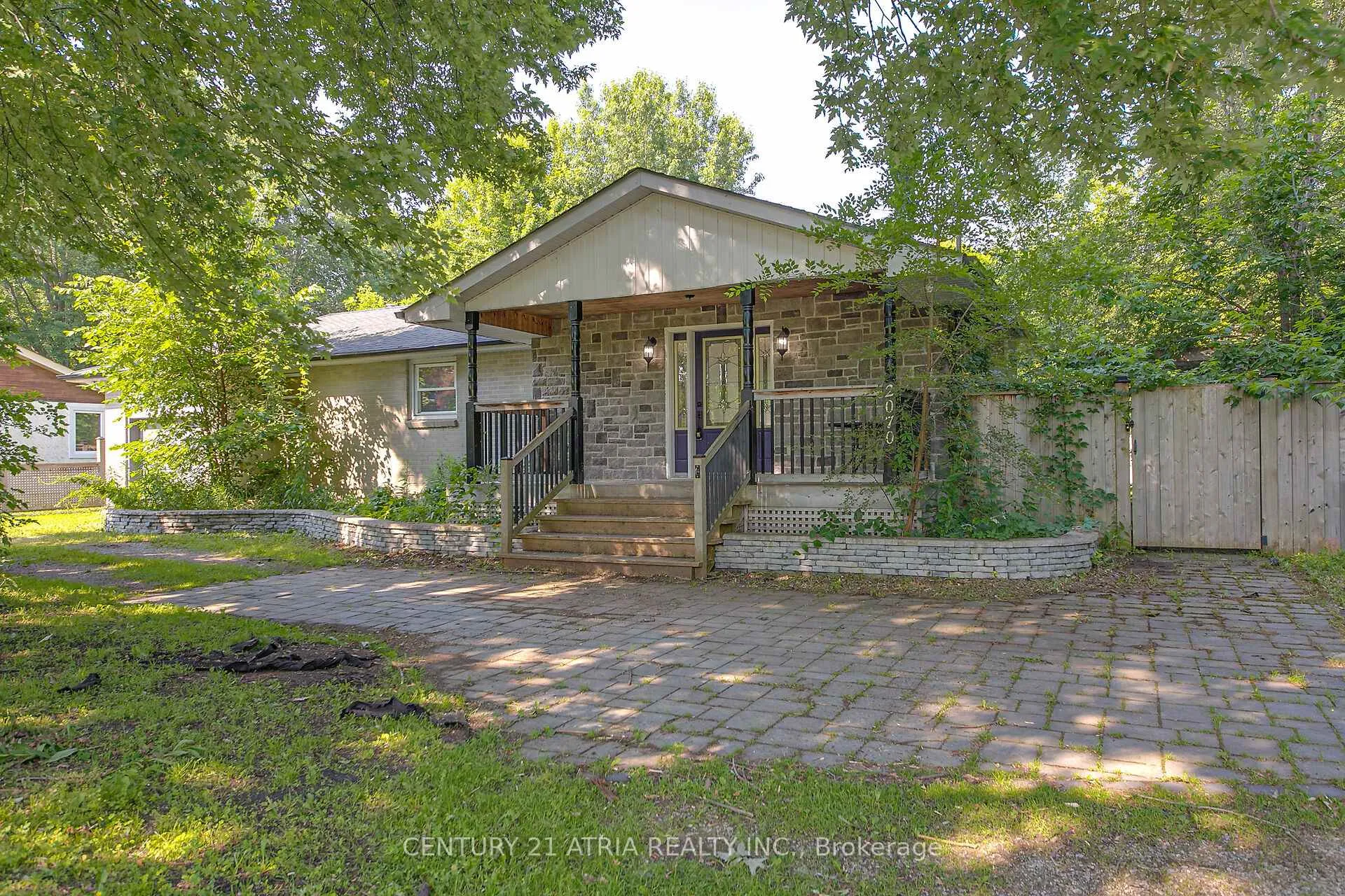Front of 2070 St. Paul Road