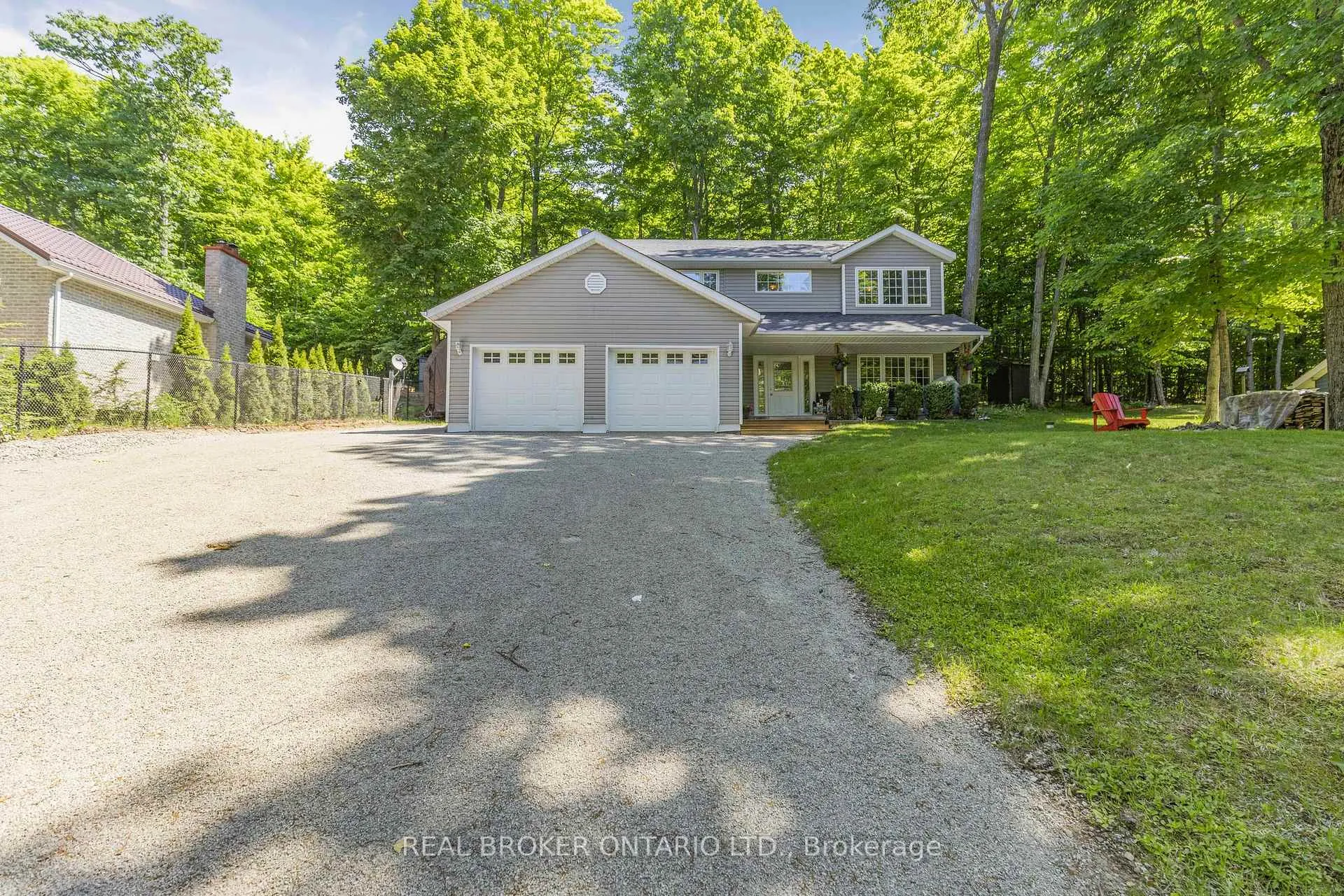 Front of 87 Farlain Lake Road E