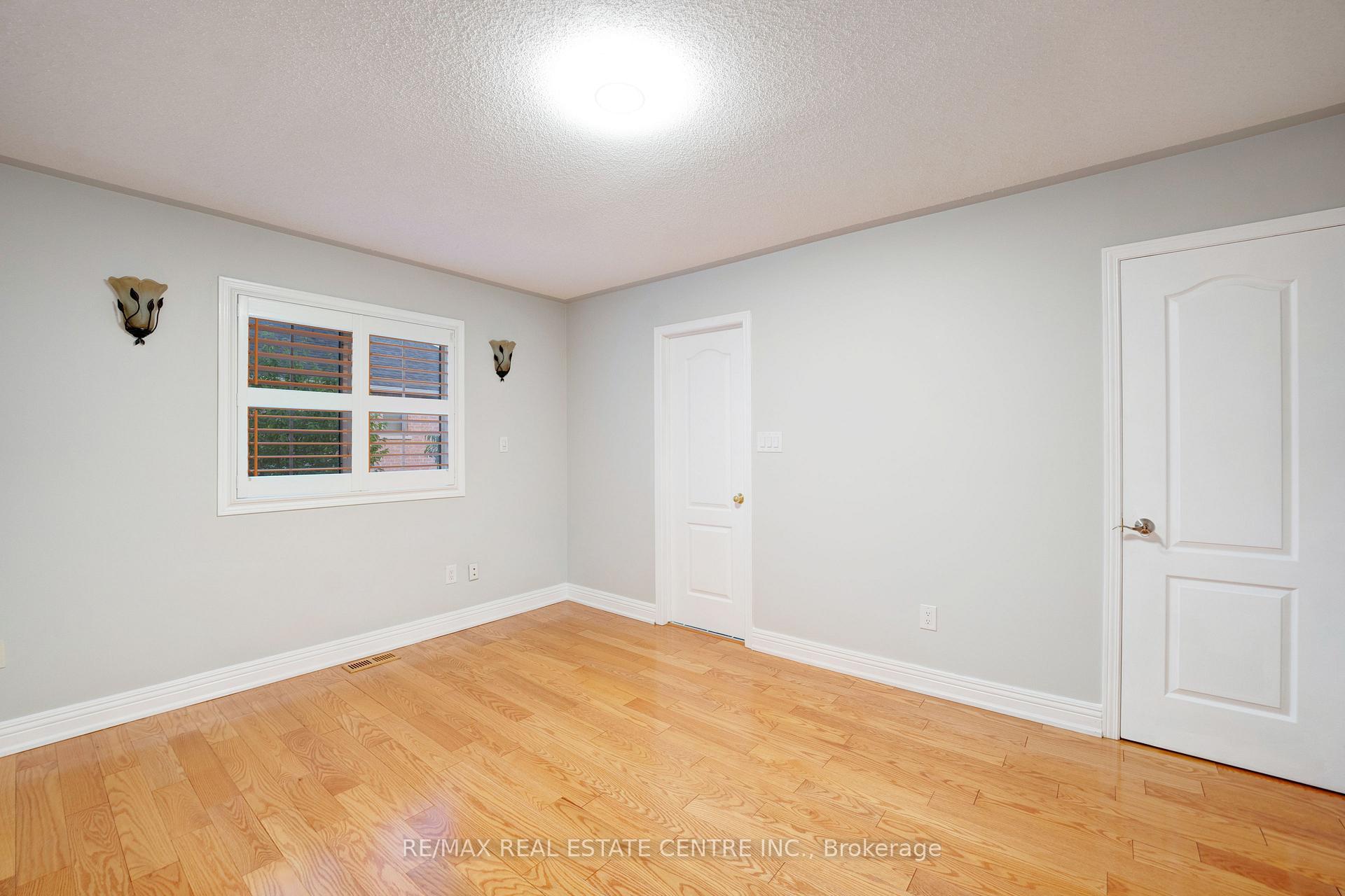 Photo 25 of 9 Amethyst Circle S, Brampton, Bram East — HOMEH