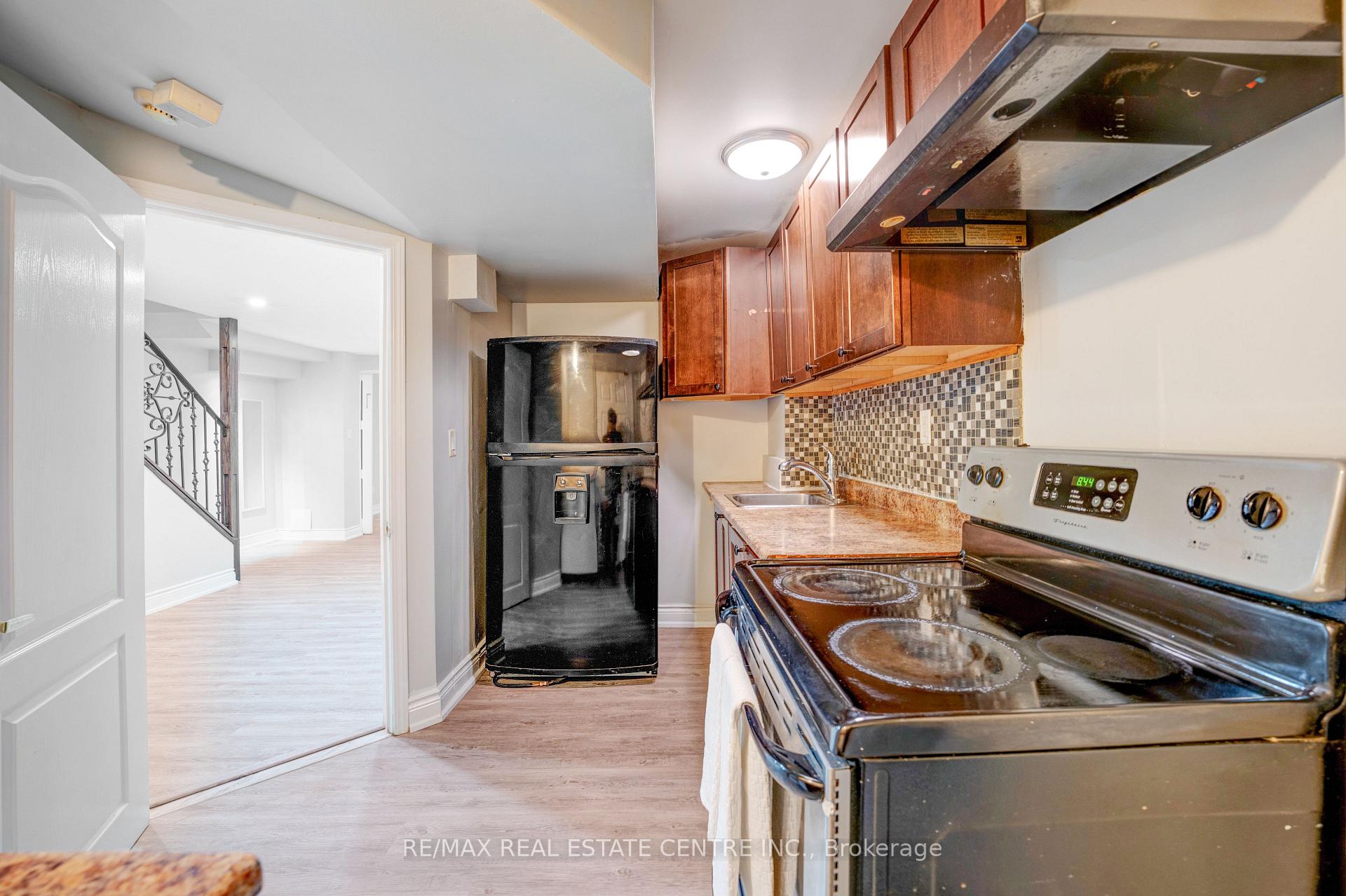 Photo 37 of 9 Amethyst Circle S, Brampton, Bram East — HOMEH