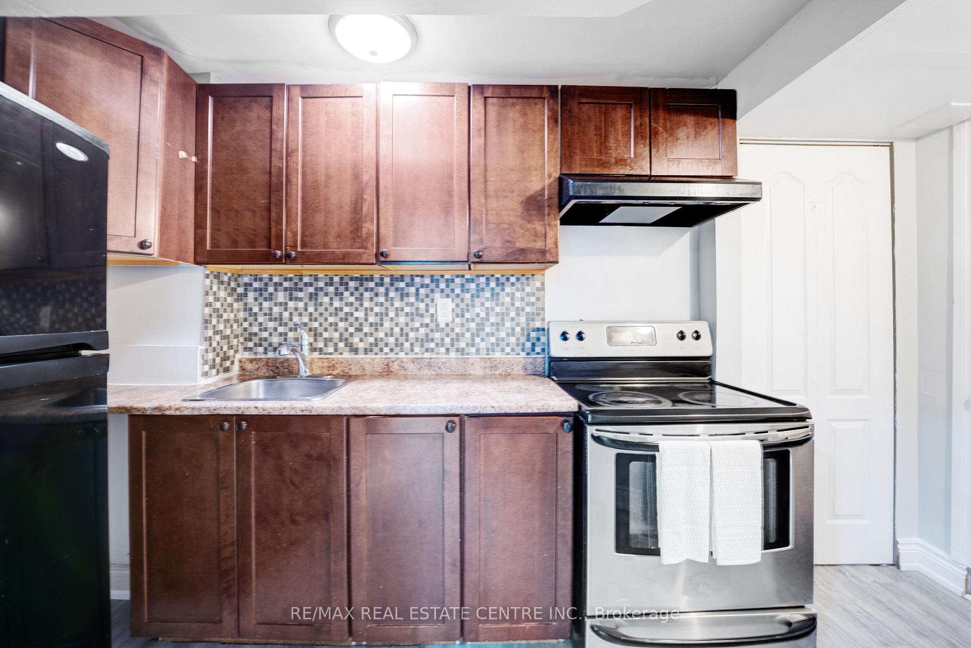 Photo 38 of 9 Amethyst Circle S, Brampton, Bram East — HOMEH