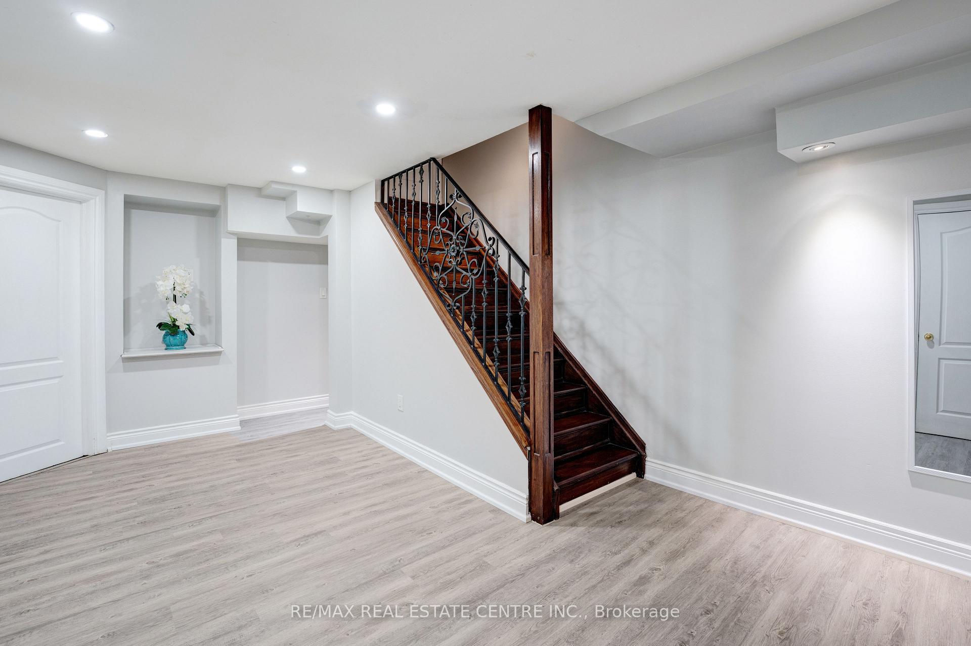 Photo 41 of 9 Amethyst Circle S, Brampton, Bram East — HOMEH