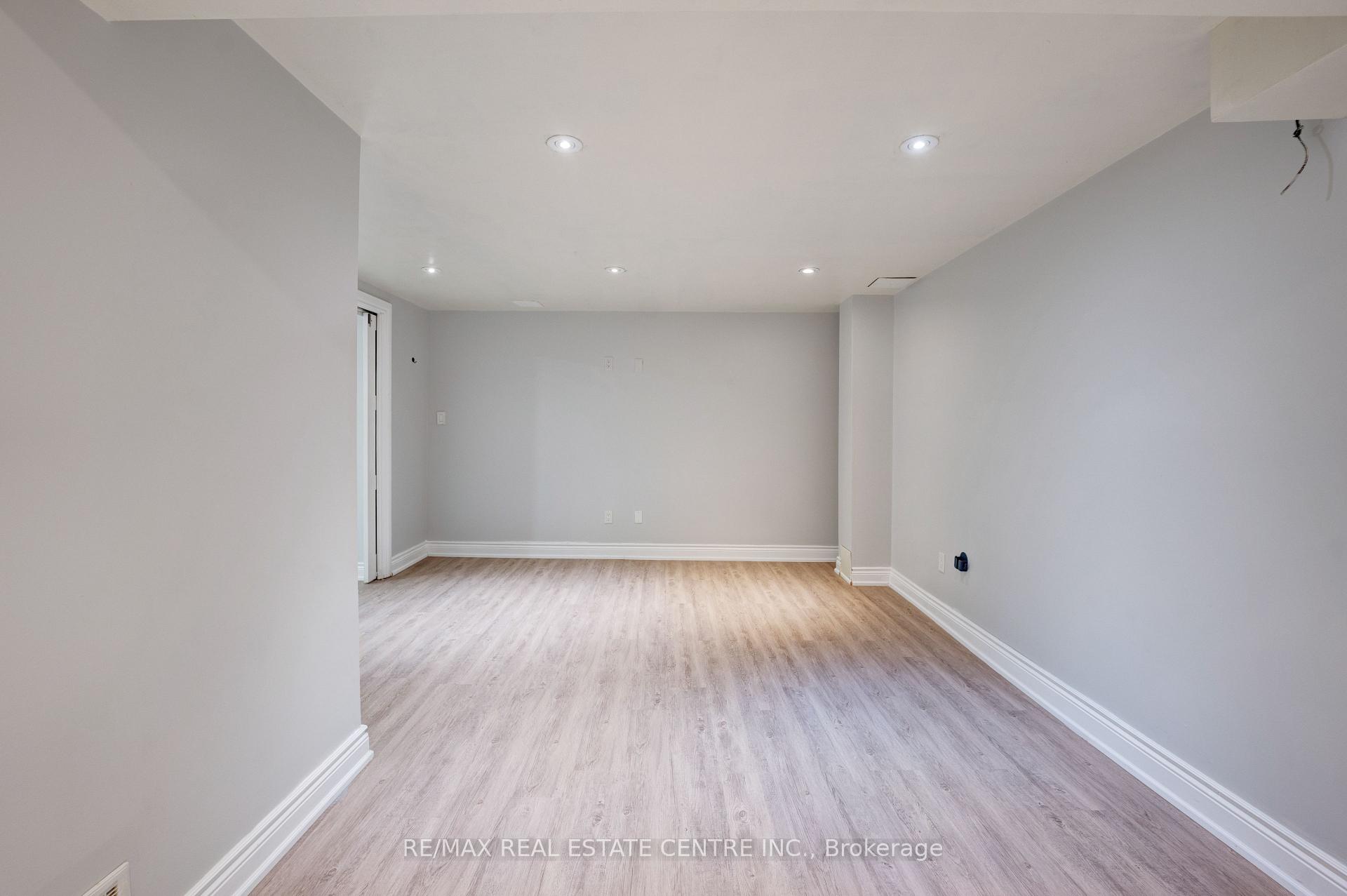 Photo 44 of 9 Amethyst Circle S, Brampton, Bram East — HOMEH