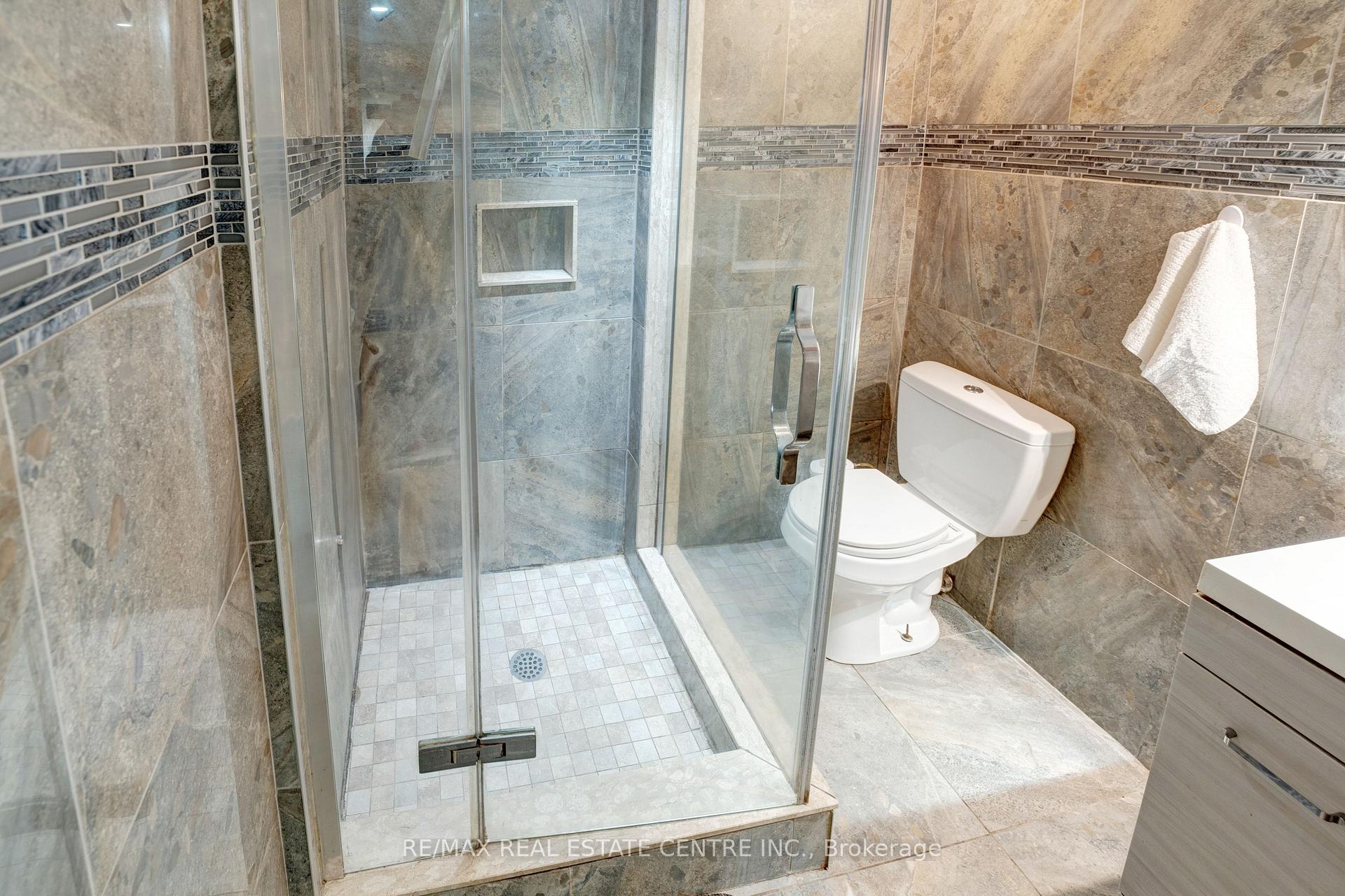 Photo 46 of 9 Amethyst Circle S, Brampton, Bram East — HOMEH