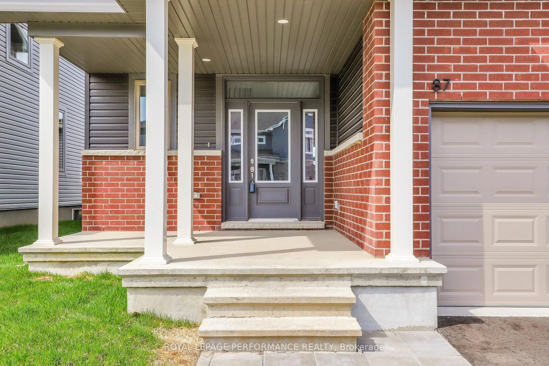 Photo 2 of 87 Esban Drive, Ottawa, Blossom Park/Kemp Park/Findlay Creek — HOMEH