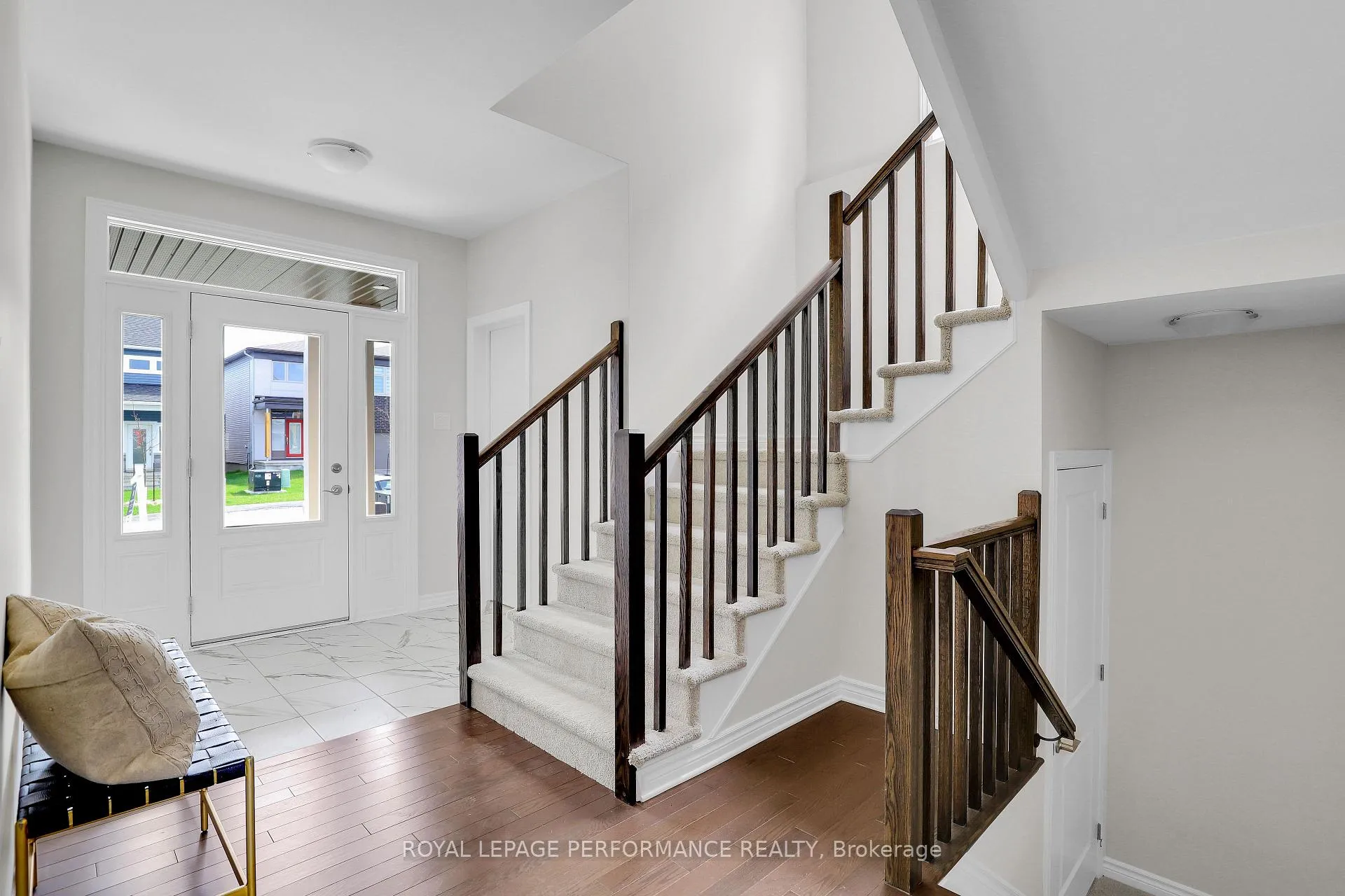 Photo 3 of 87 Esban Drive, Ottawa, Blossom Park/Kemp Park/Findlay Creek — HOMEH