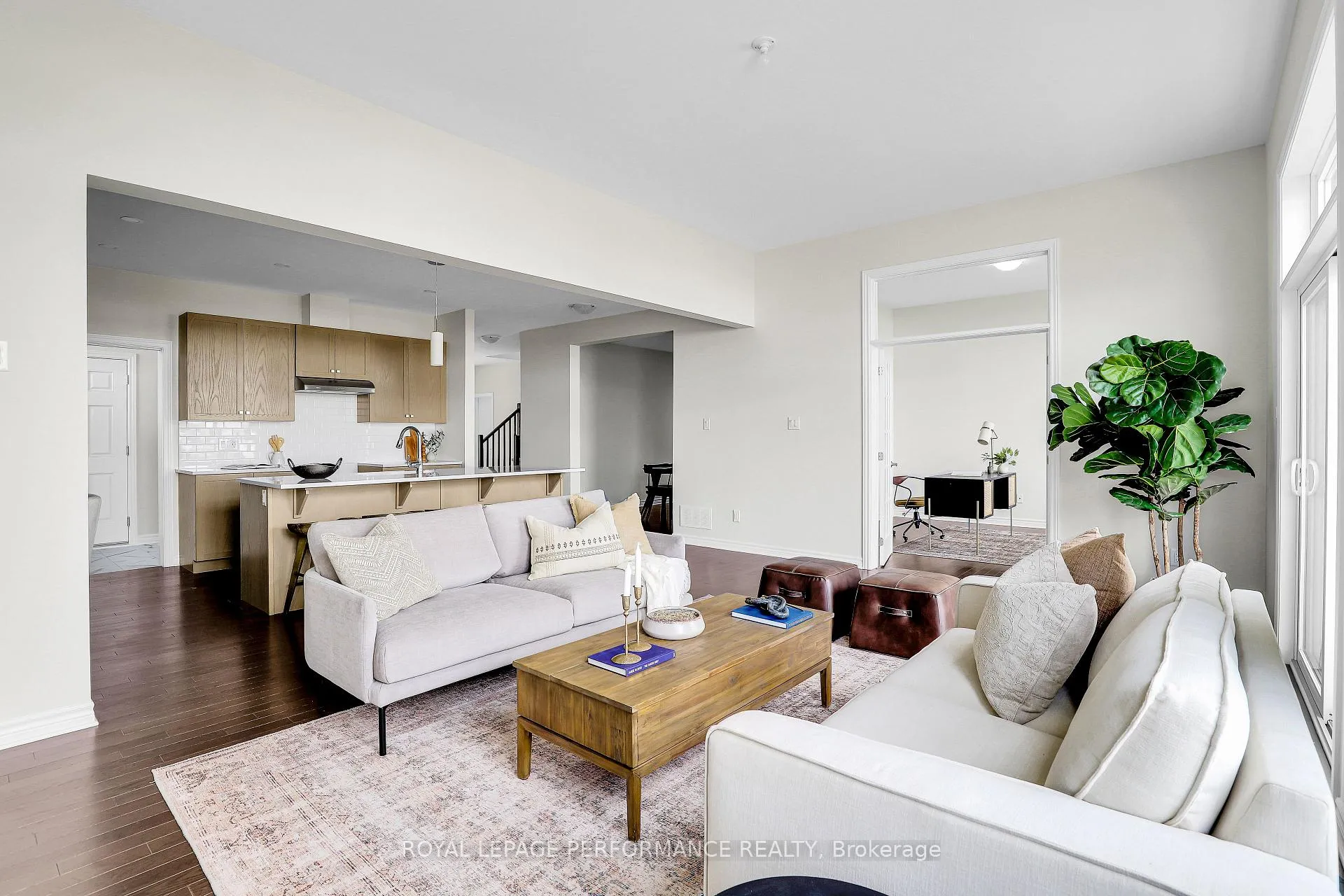 Photo 10 of 87 Esban Drive, Ottawa, Blossom Park/Kemp Park/Findlay Creek — HOMEH