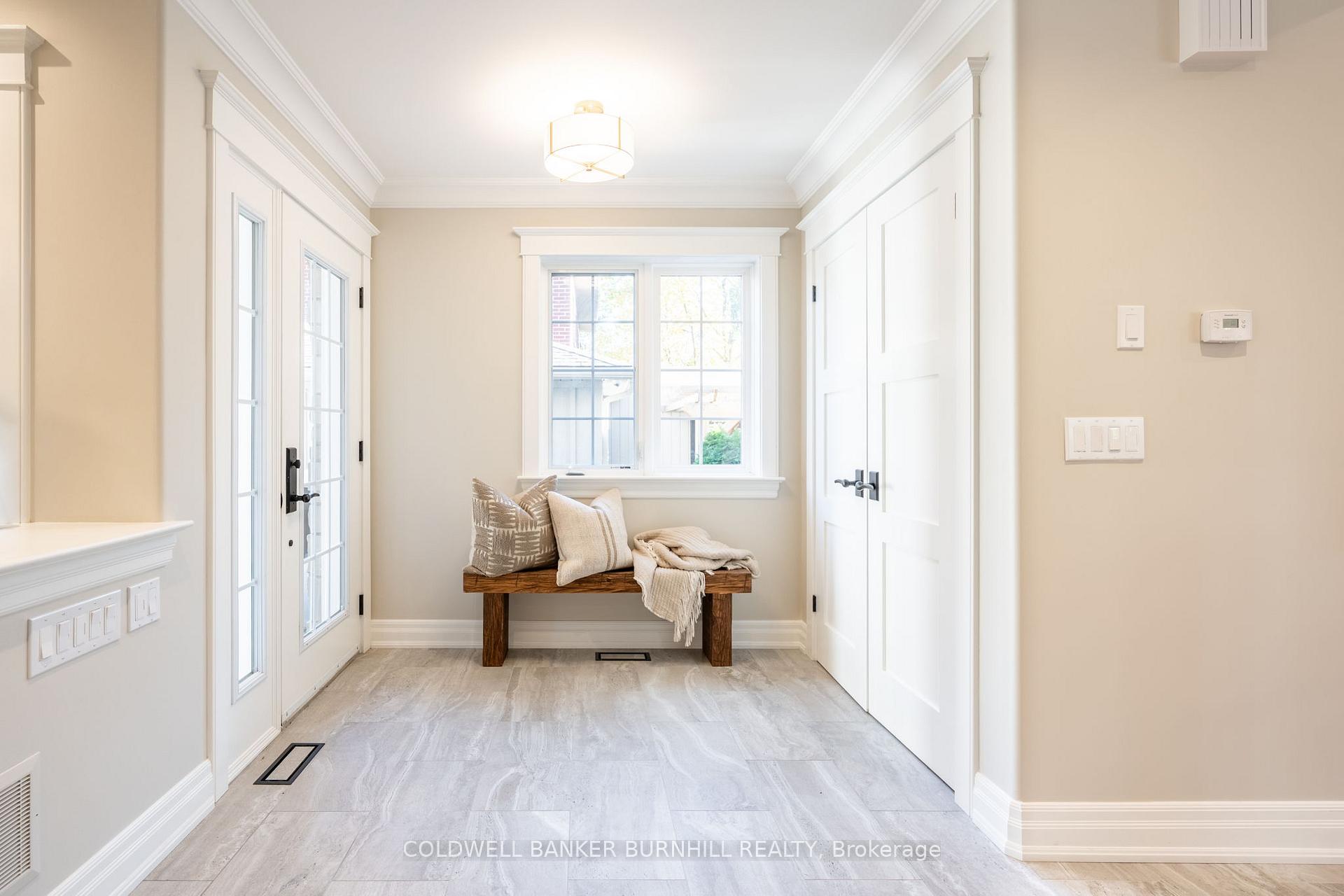 Photo 16 of 1016 North Shore Boulevard E, Burlington, LaSalle — HOMEH
