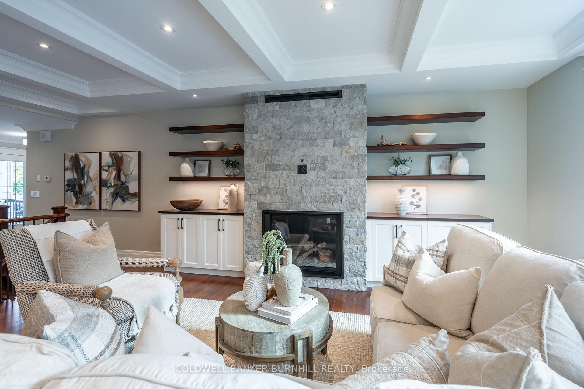 Photo 22 of 1016 North Shore Boulevard E, Burlington, LaSalle — HOMEH