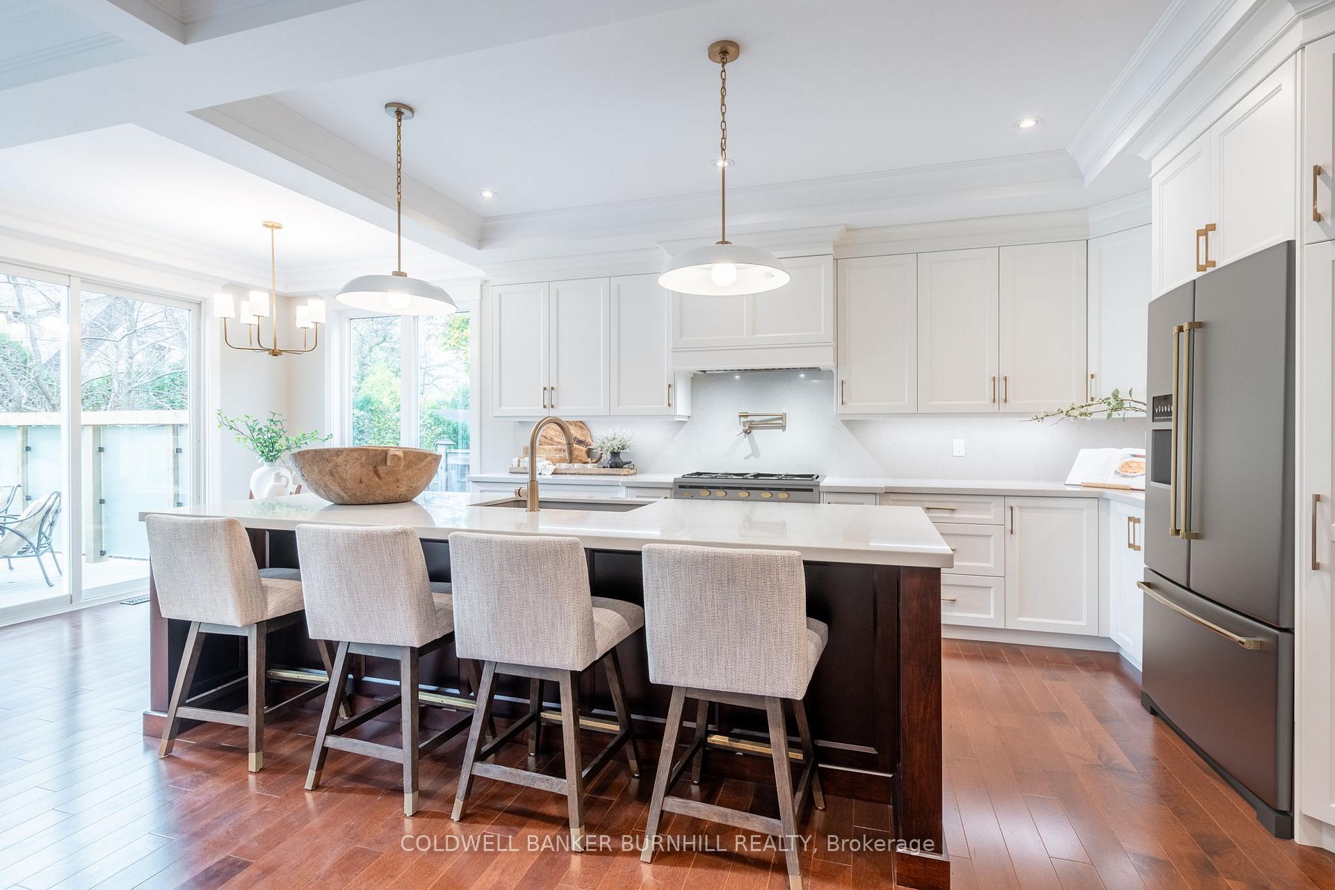 Photo 23 of 1016 North Shore Boulevard E, Burlington, LaSalle — HOMEH