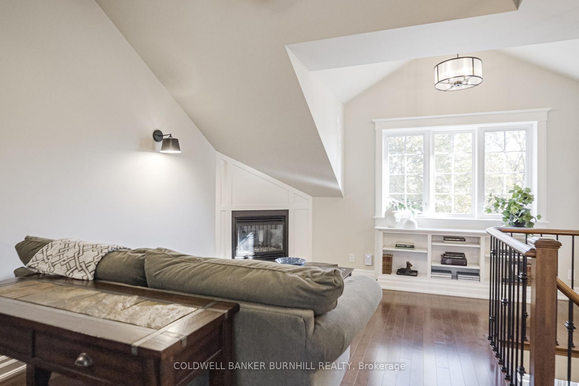 Photo 29 of 1016 North Shore Boulevard E, Burlington, LaSalle — HOMEH