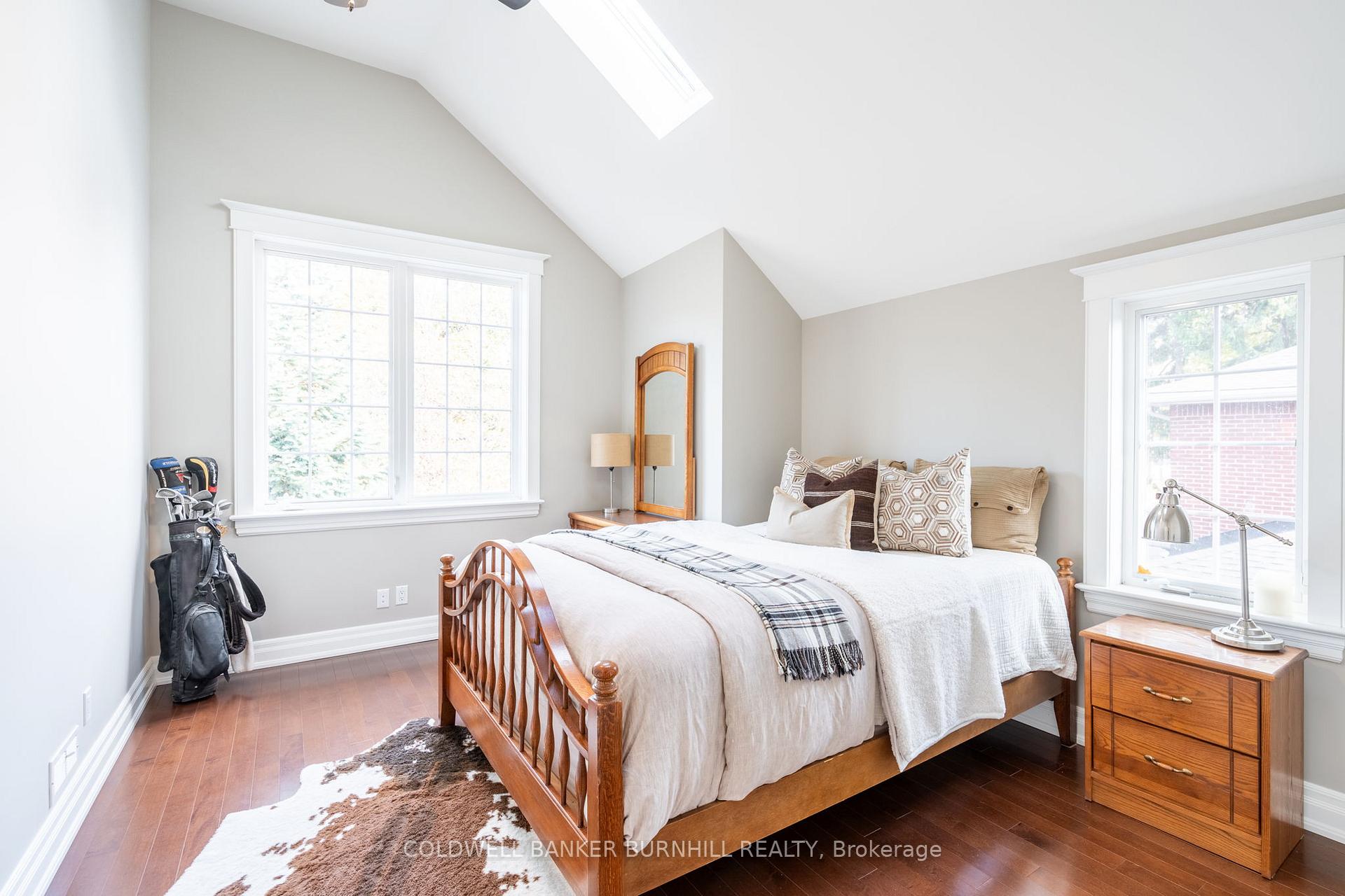 Photo 38 of 1016 North Shore Boulevard E, Burlington, LaSalle — HOMEH