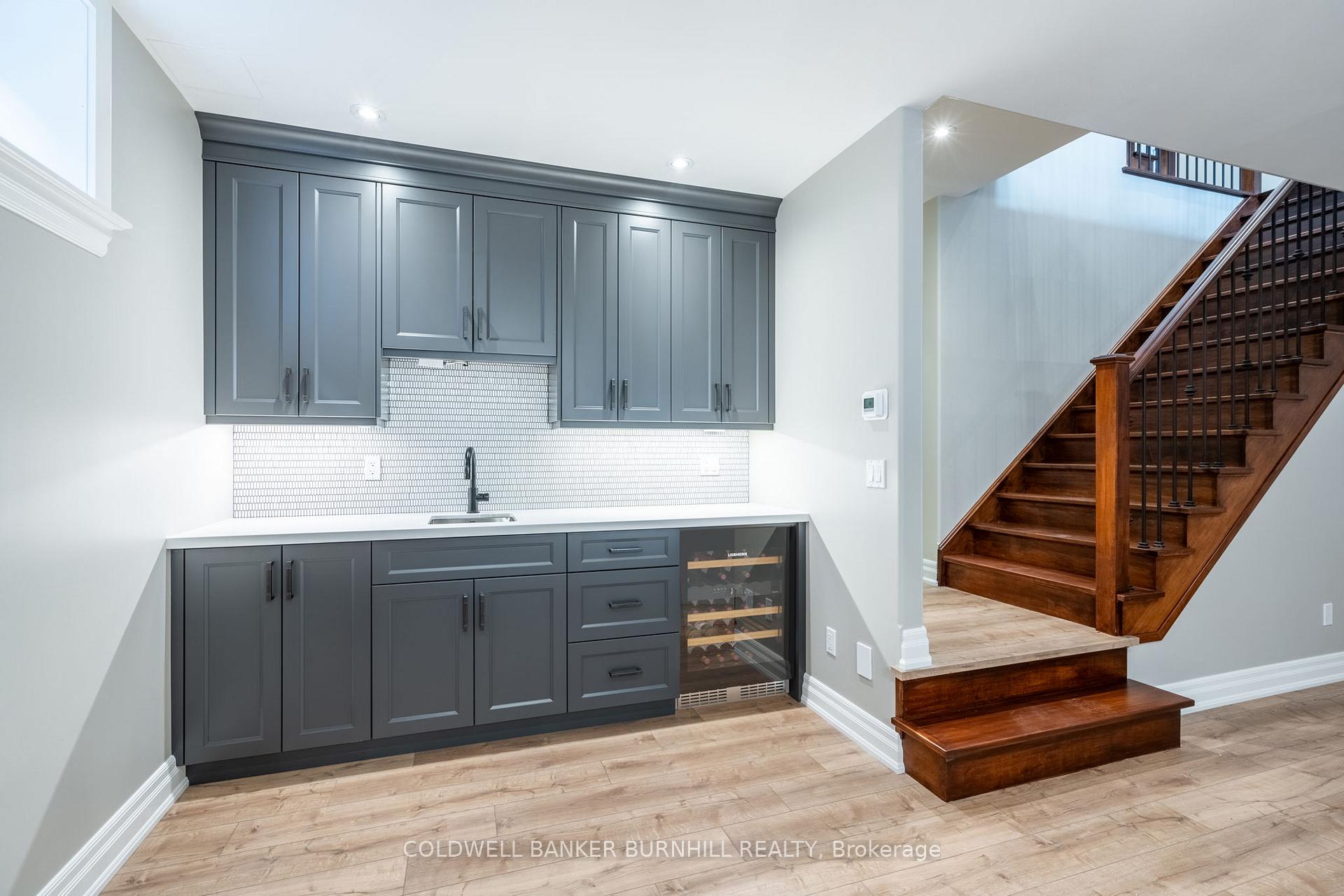 Photo 41 of 1016 North Shore Boulevard E, Burlington, LaSalle — HOMEH