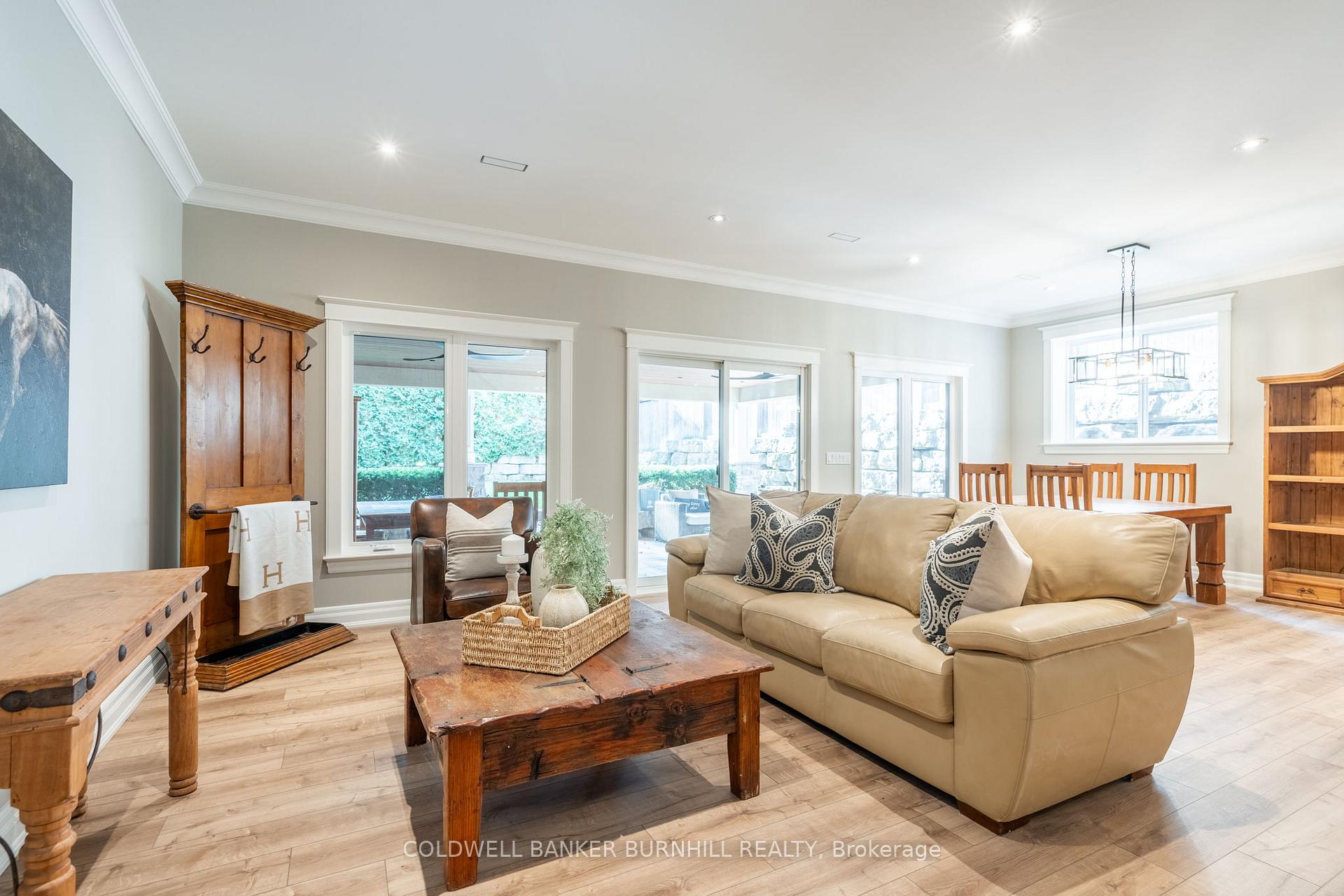 Photo 42 of 1016 North Shore Boulevard E, Burlington, LaSalle — HOMEH