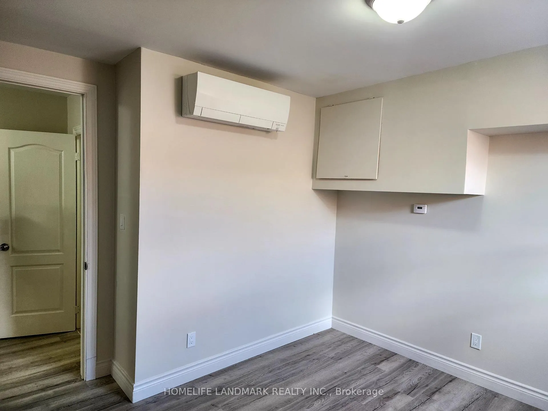 Photo 8 of Unit 208, 29 1/2 Simcoe Street S, Oshawa, Central — HOMEH