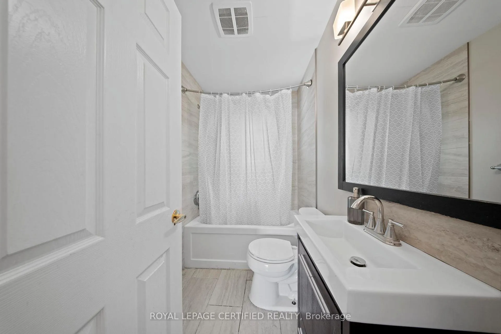 Photo 19 of 2504 Askin Avenue, Windsor — HOMEH