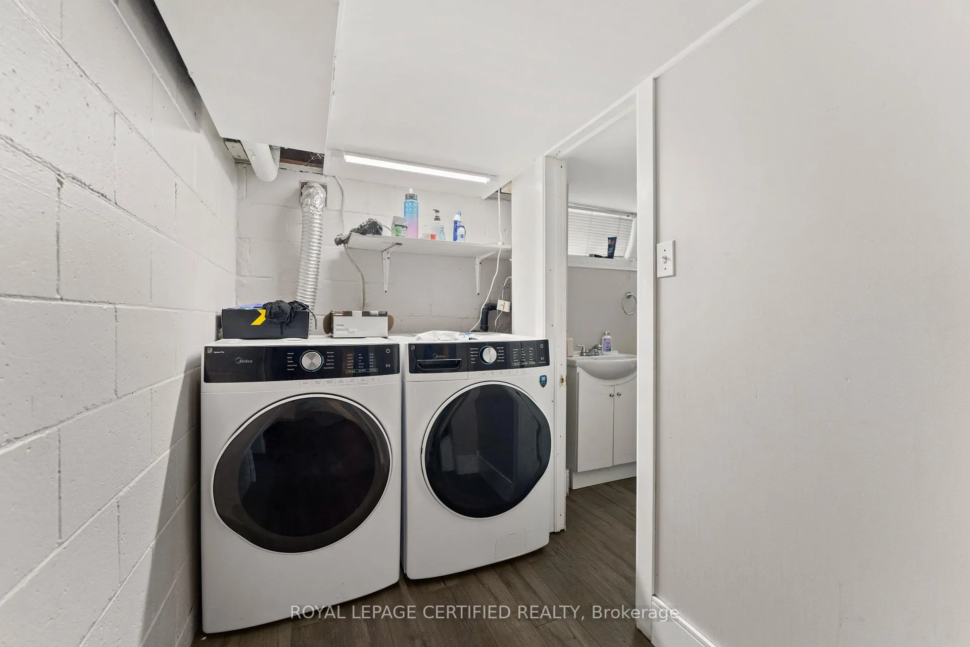 Photo 27 of 2504 Askin Avenue, Windsor — HOMEH