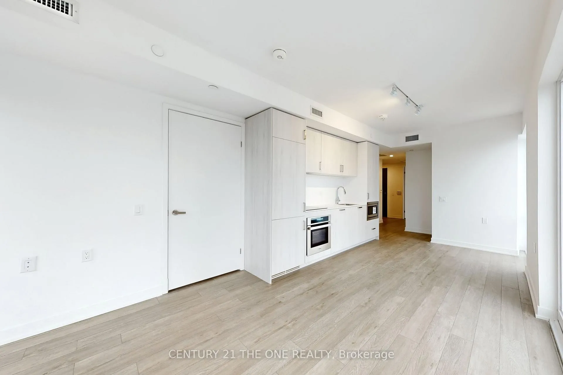 Photo 8 of Unit 2303, 88 Queen Street E, Toronto, Church-Yonge Corridor — HOMEH