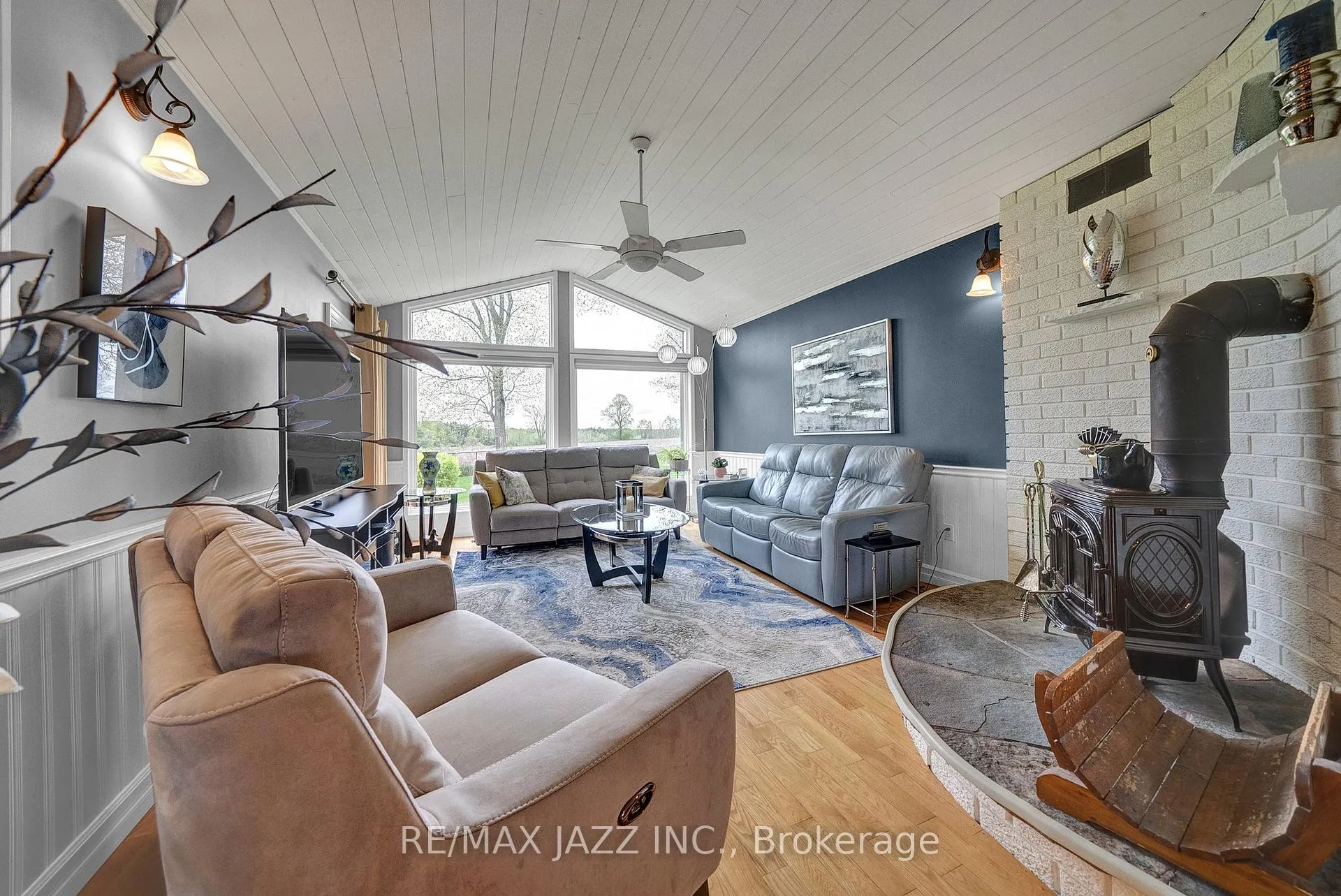Photo 18 of 4 Percy Crescent, Scugog, Rural Scugog — HOMEH