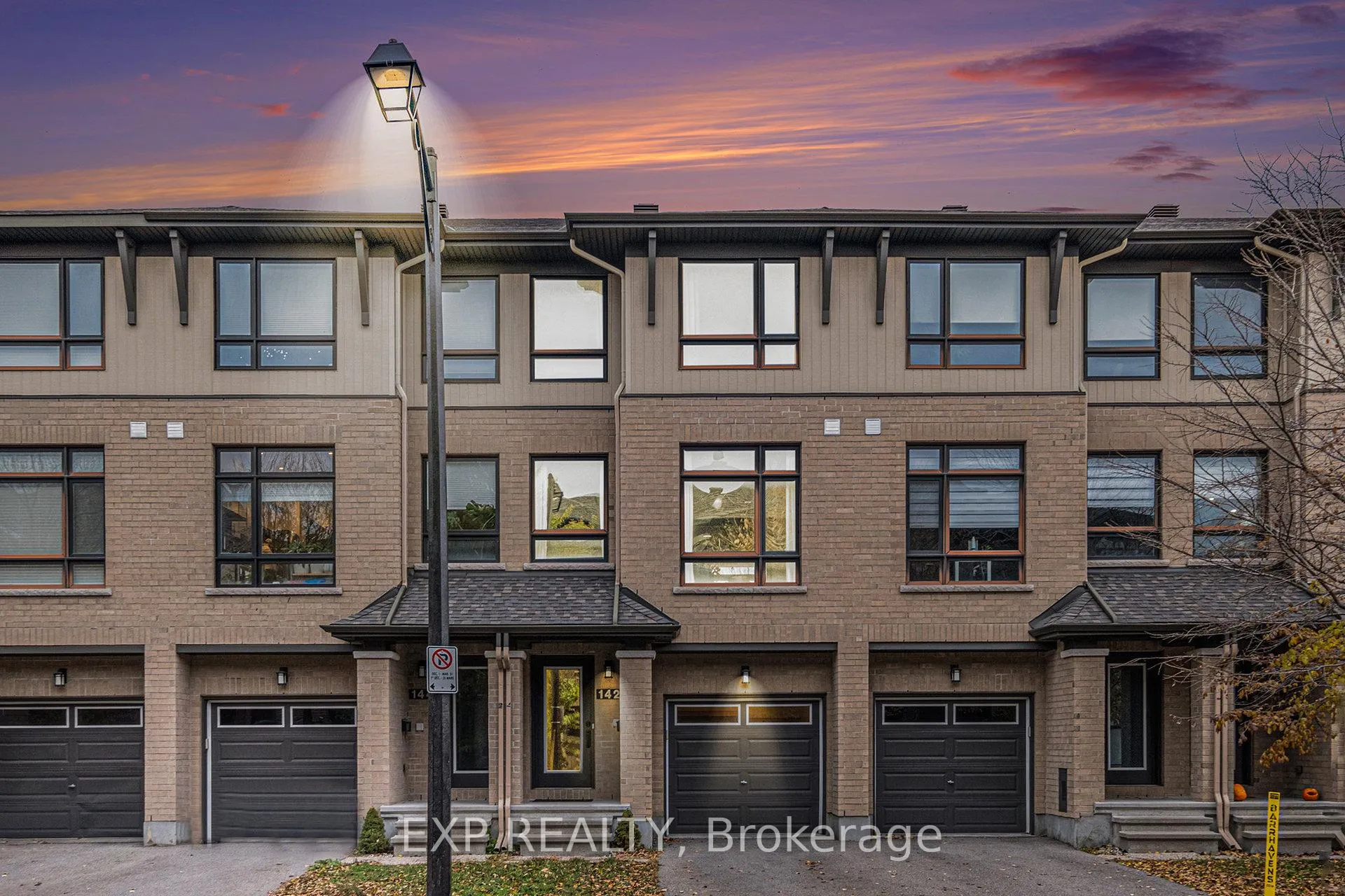 Photo 1 of 142 Wild Senna Way, Ottawa, Barrhaven - Longfields — HOMEH