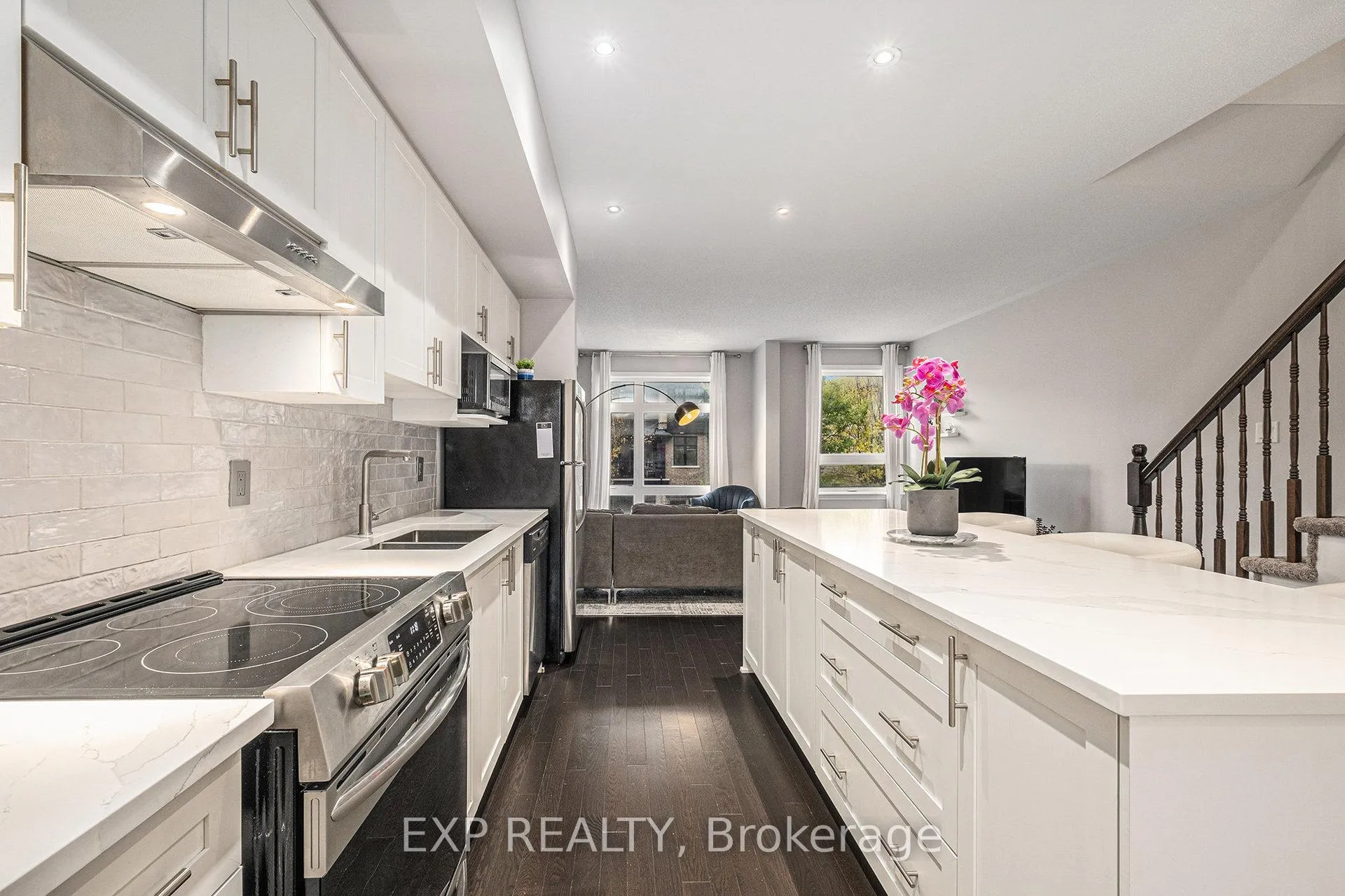 Photo 11 of 142 Wild Senna Way, Ottawa, Barrhaven - Longfields — HOMEH