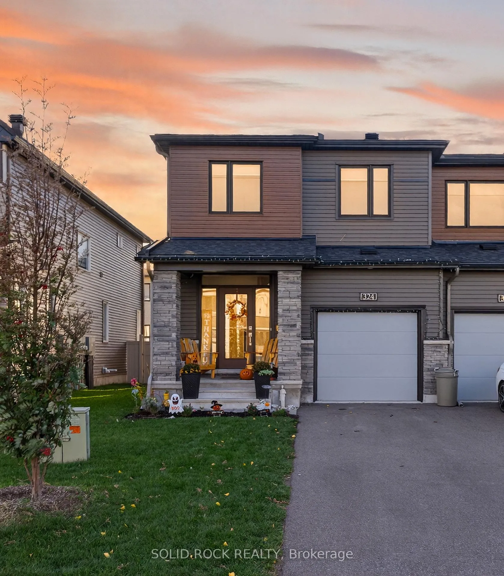 Photo 2 of 324 Blossom Pass Terrace, Ottawa, Avalon East — HOMEH