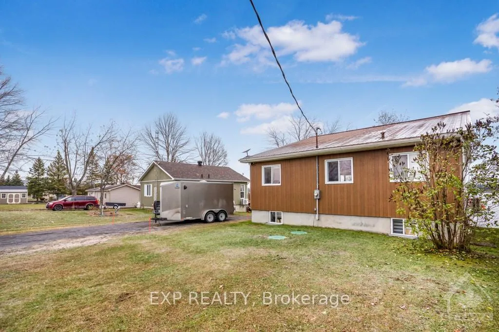 Photo 16 of 101 Ladouceur Street, Champlain, Champlain Twp — HOMEH