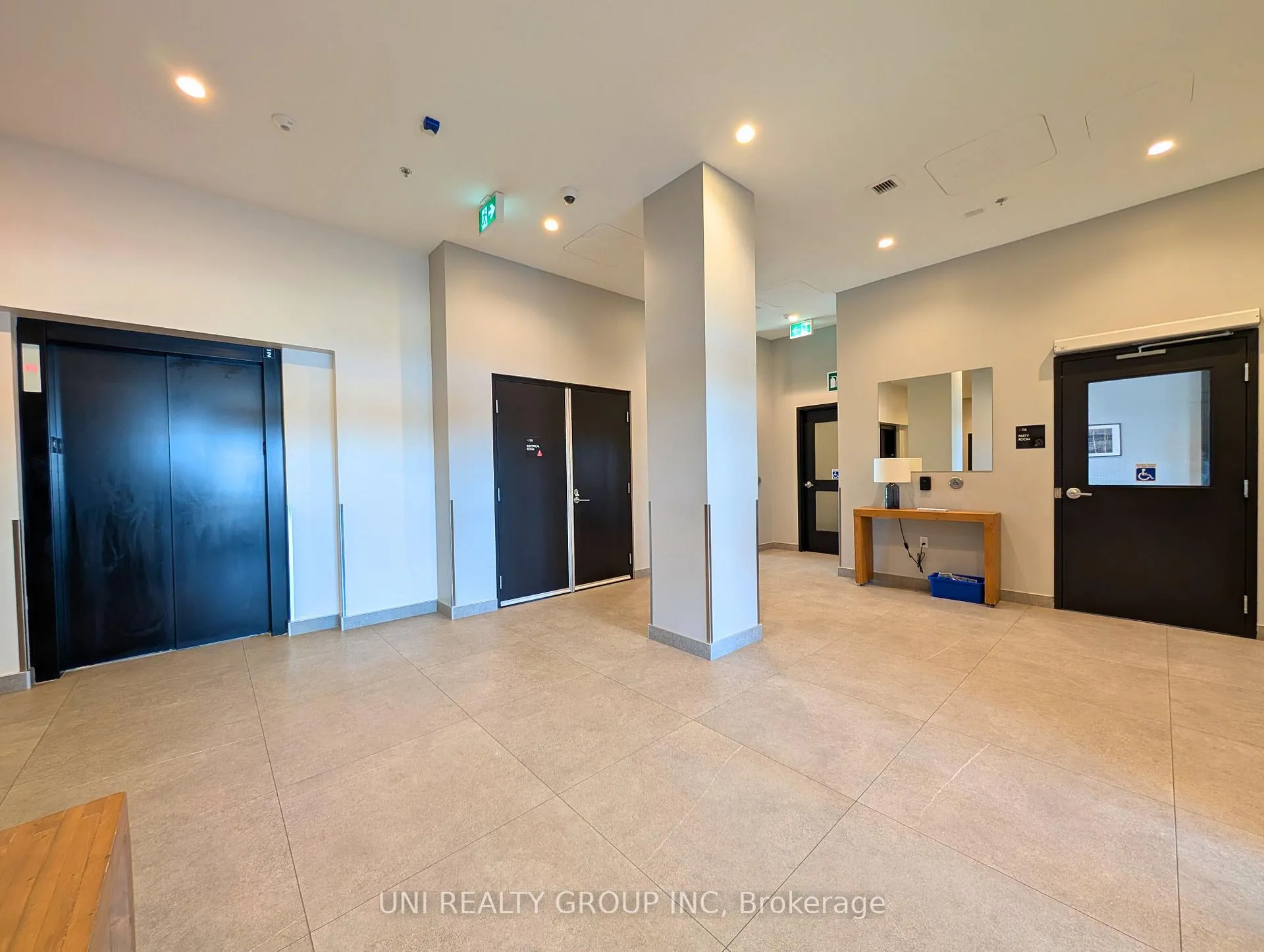 Photo 4 of Unit #601, 1350 Hemlock Road, Ottawa, CFB Rockcliffe and Area — HOMEH