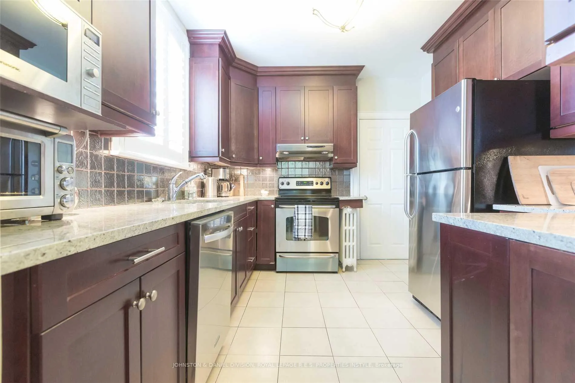 Photo 8 of Unit Main, 8 Northcliffe Boulevard, Toronto, Oakwood Village — HOMEH