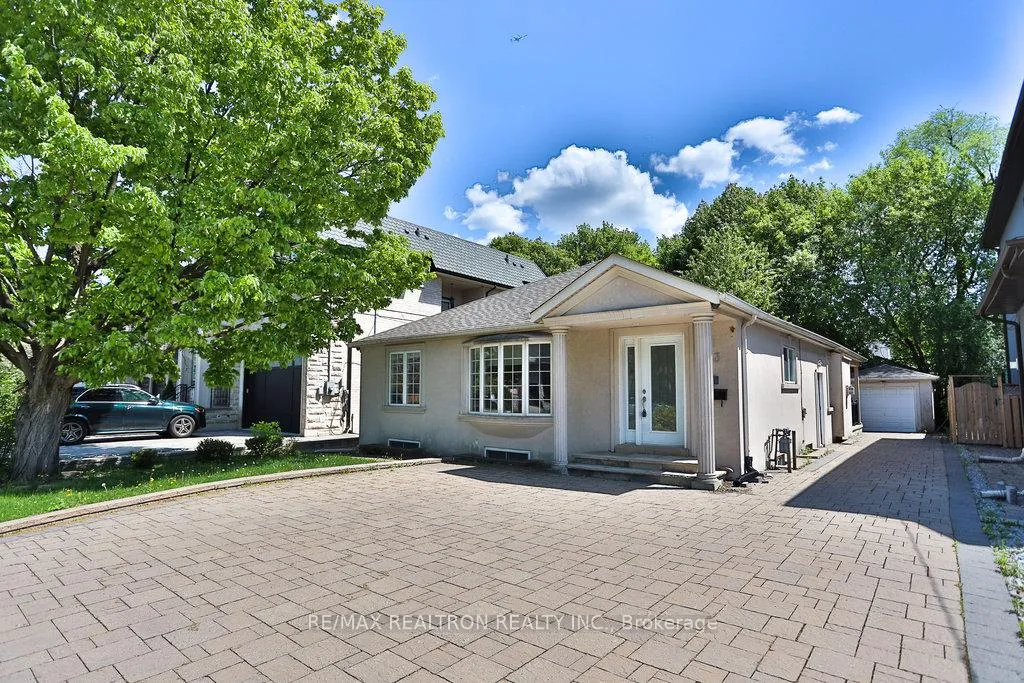 Photo 4 of 53 Woodward Avenue, Markham, Grandview — HOMEH