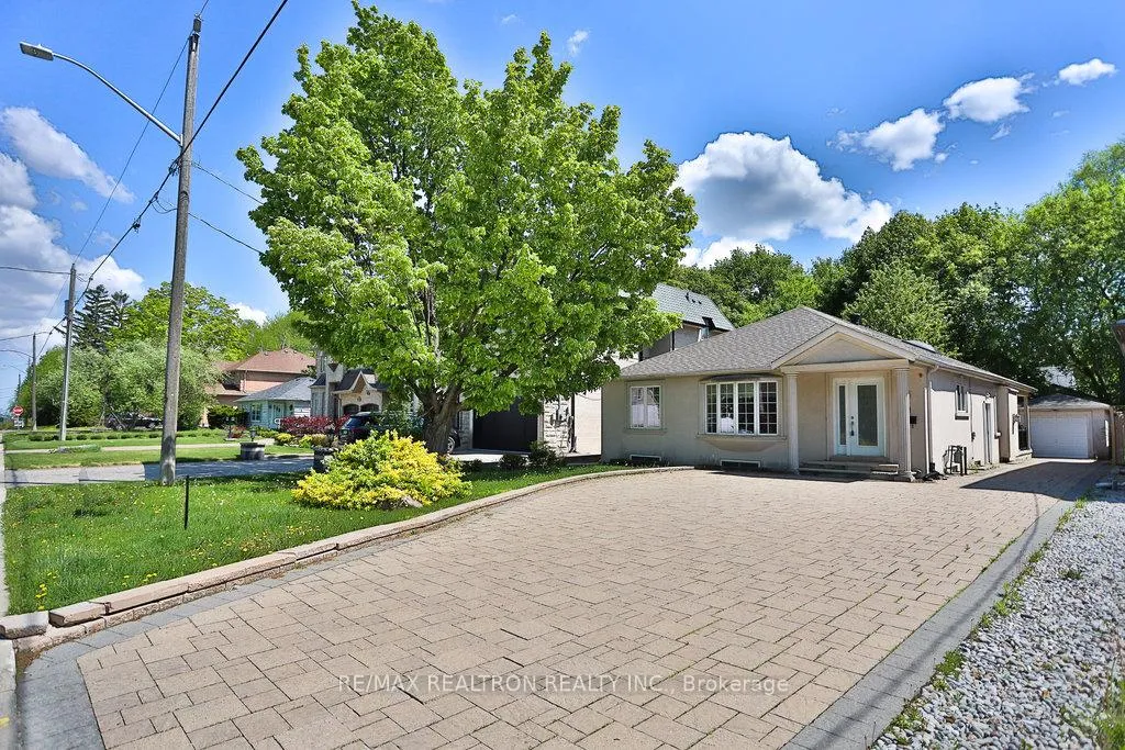 Photo 6 of 53 Woodward Avenue, Markham, Grandview — HOMEH