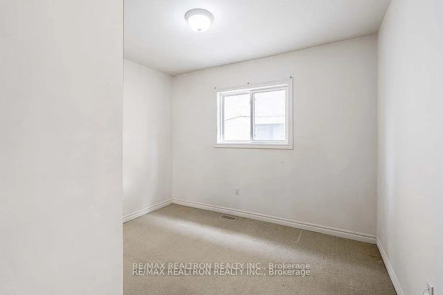 Photo 28 of 53 Woodward Avenue, Markham, Grandview — HOMEH