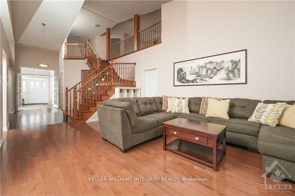 Photo 4 of 404 Kilmarnock Way, Ottawa, Barrhaven - Stonebridge — HOMEH