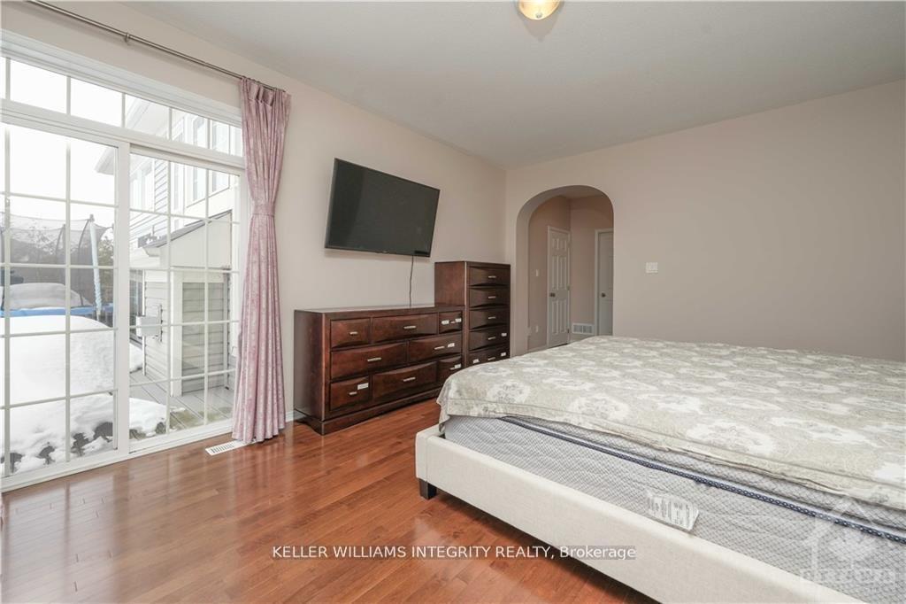 Photo 17 of 404 Kilmarnock Way, Ottawa, Barrhaven - Stonebridge — HOMEH