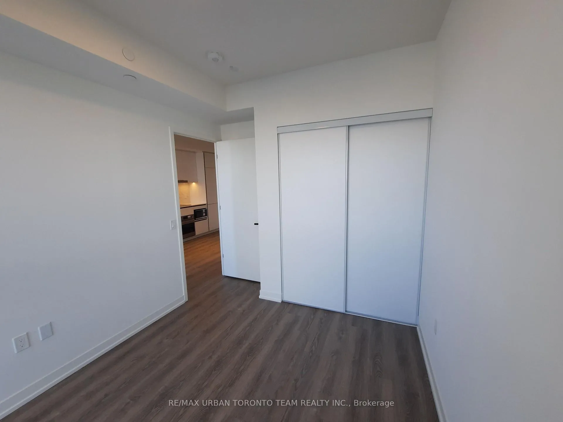 Photo 13 of Unit 1503, 8 Interchange Way, Vaughan, Vaughan Corporate Centre — HOMEH