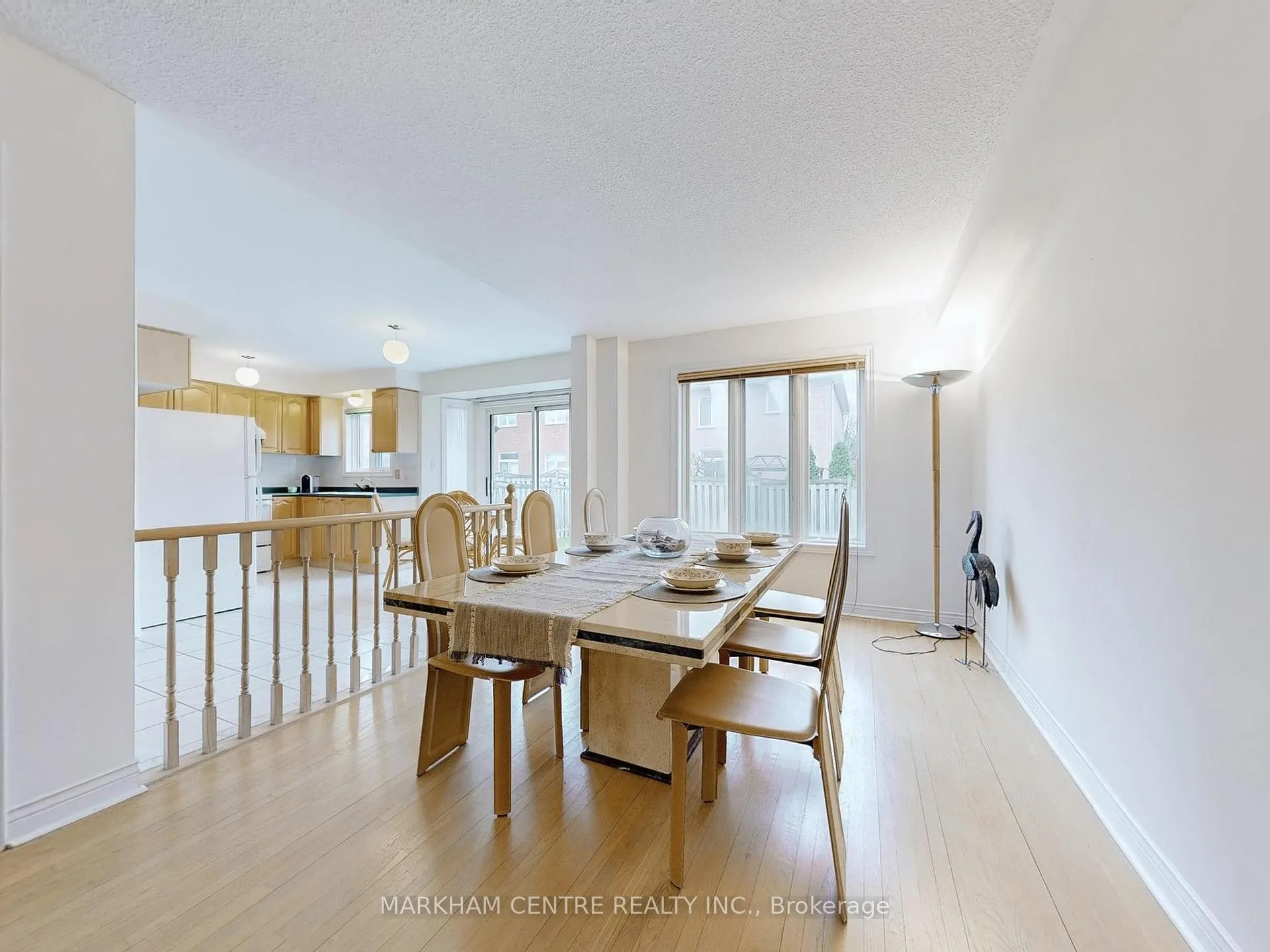 Photo 10 of 131 Roxbury Street, Markham, Rouge River Estates — HOMEH