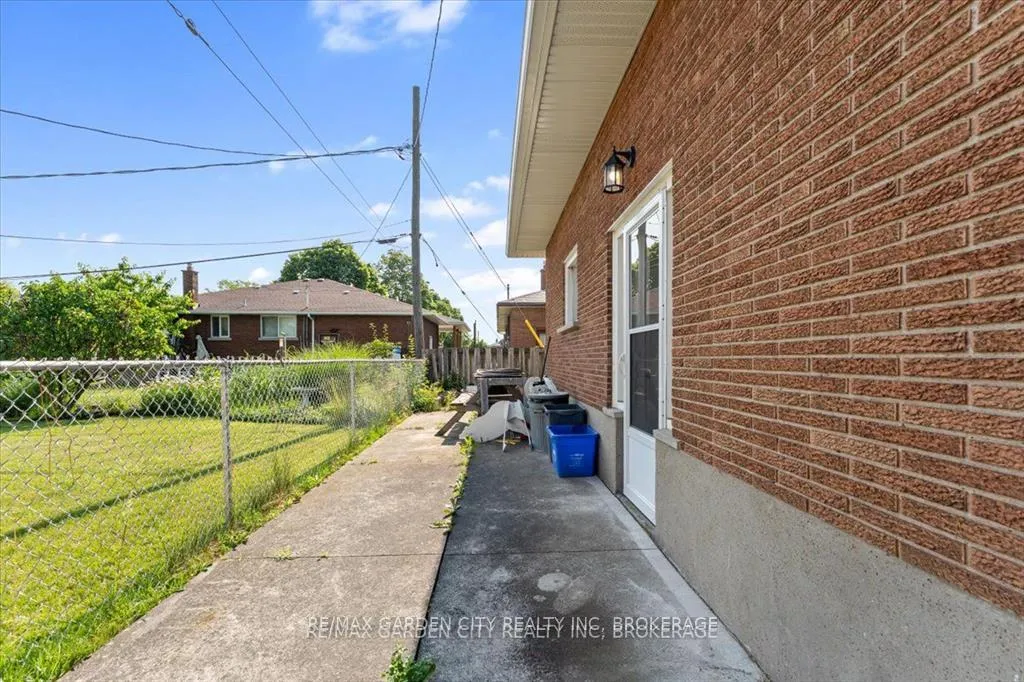Photo 34 of 160 Elgin Street, Thorold, Thorold Downtown — HOMEH
