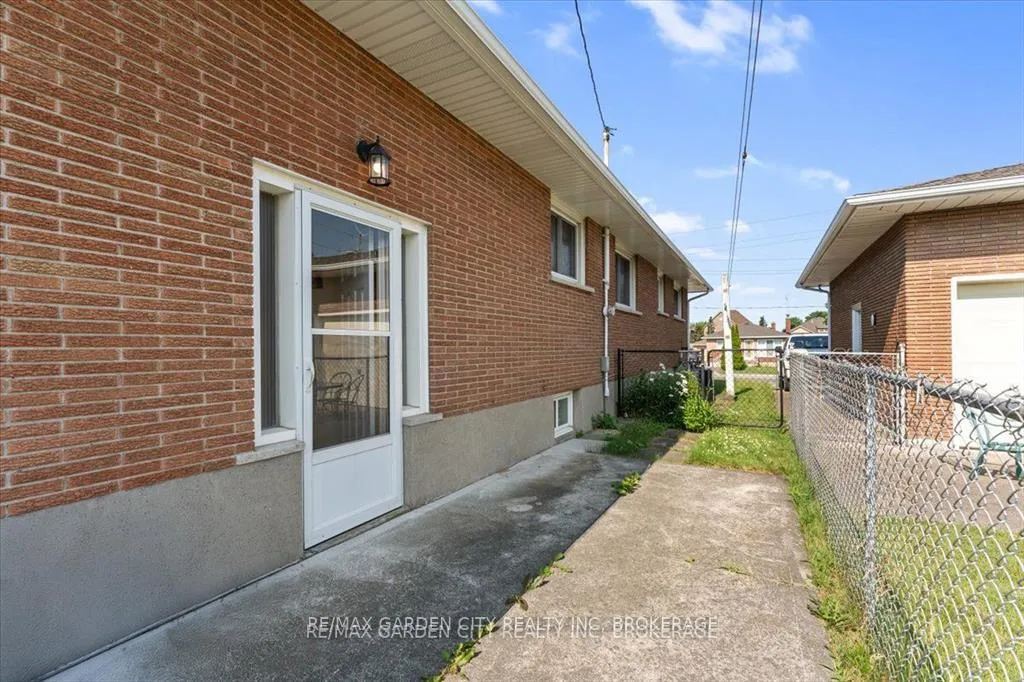 Photo 35 of 160 Elgin Street, Thorold, Thorold Downtown — HOMEH