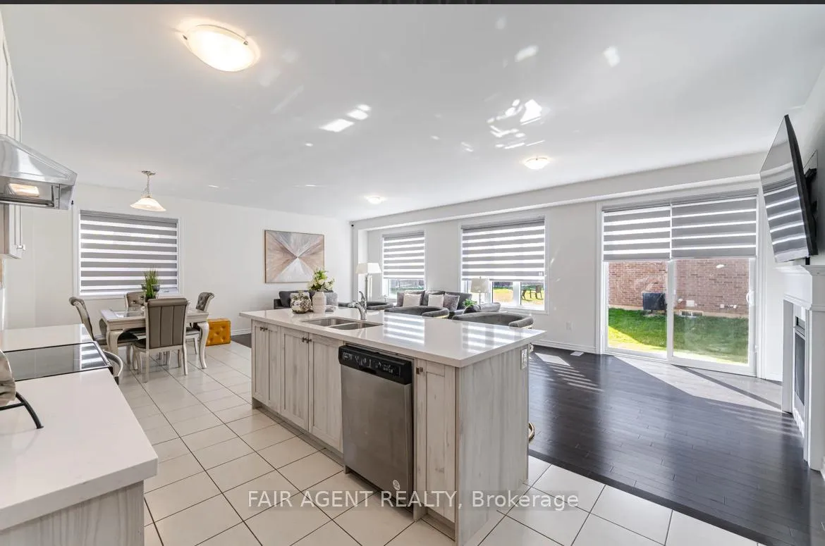 Photo 11 of 28 Tweedhill Avenue, Caledon, Rural Caledon — HOMEH