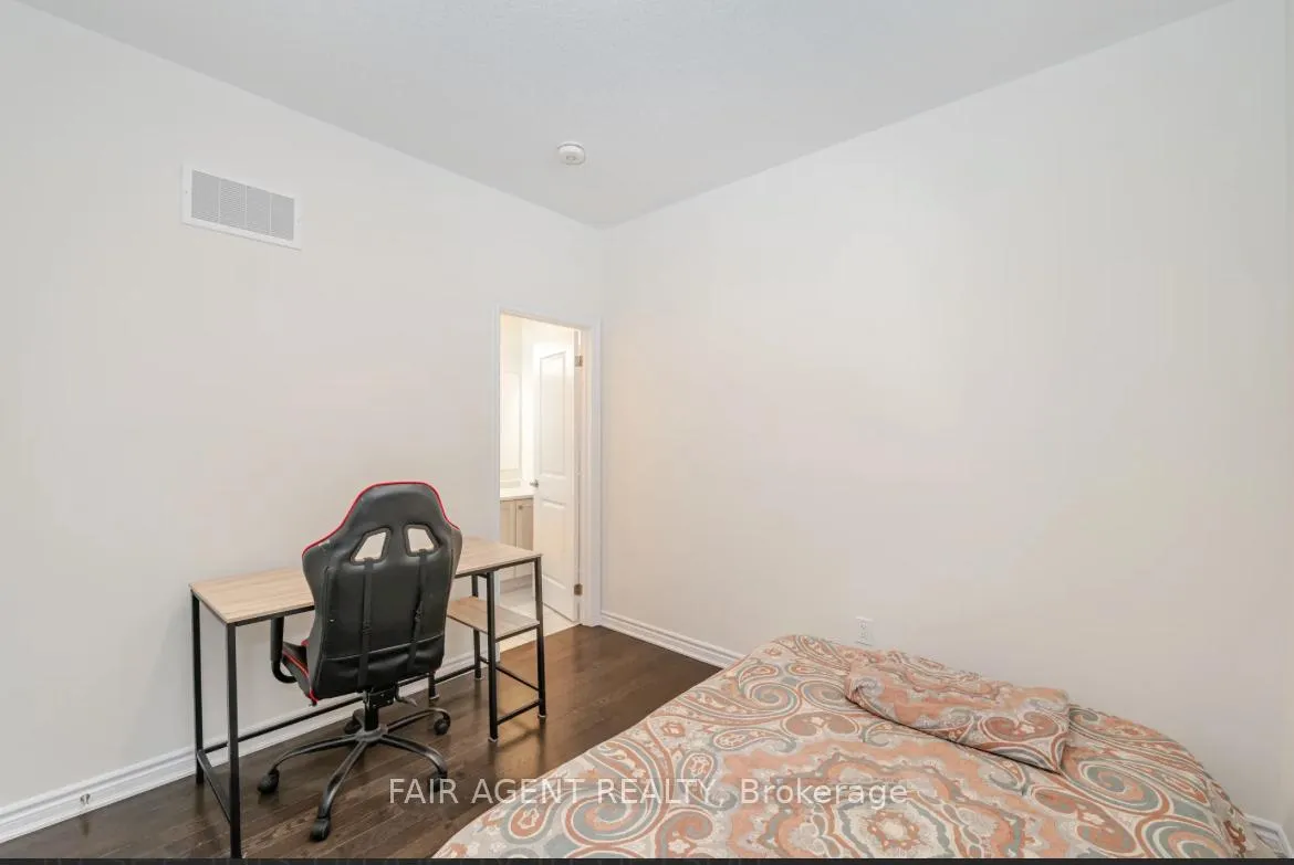 Photo 13 of 28 Tweedhill Avenue, Caledon, Rural Caledon — HOMEH