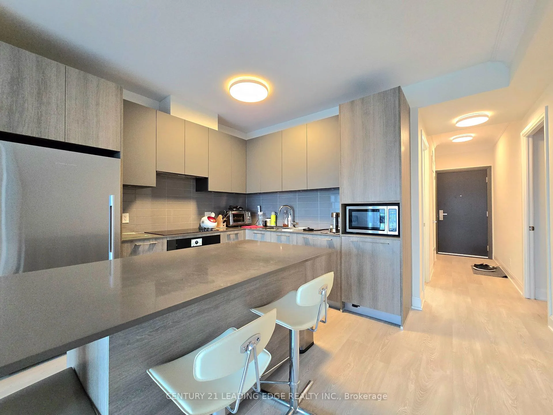 Photo 2 of Unit 506, 18 Water Walk Drive, Markham, Unionville — HOMEH