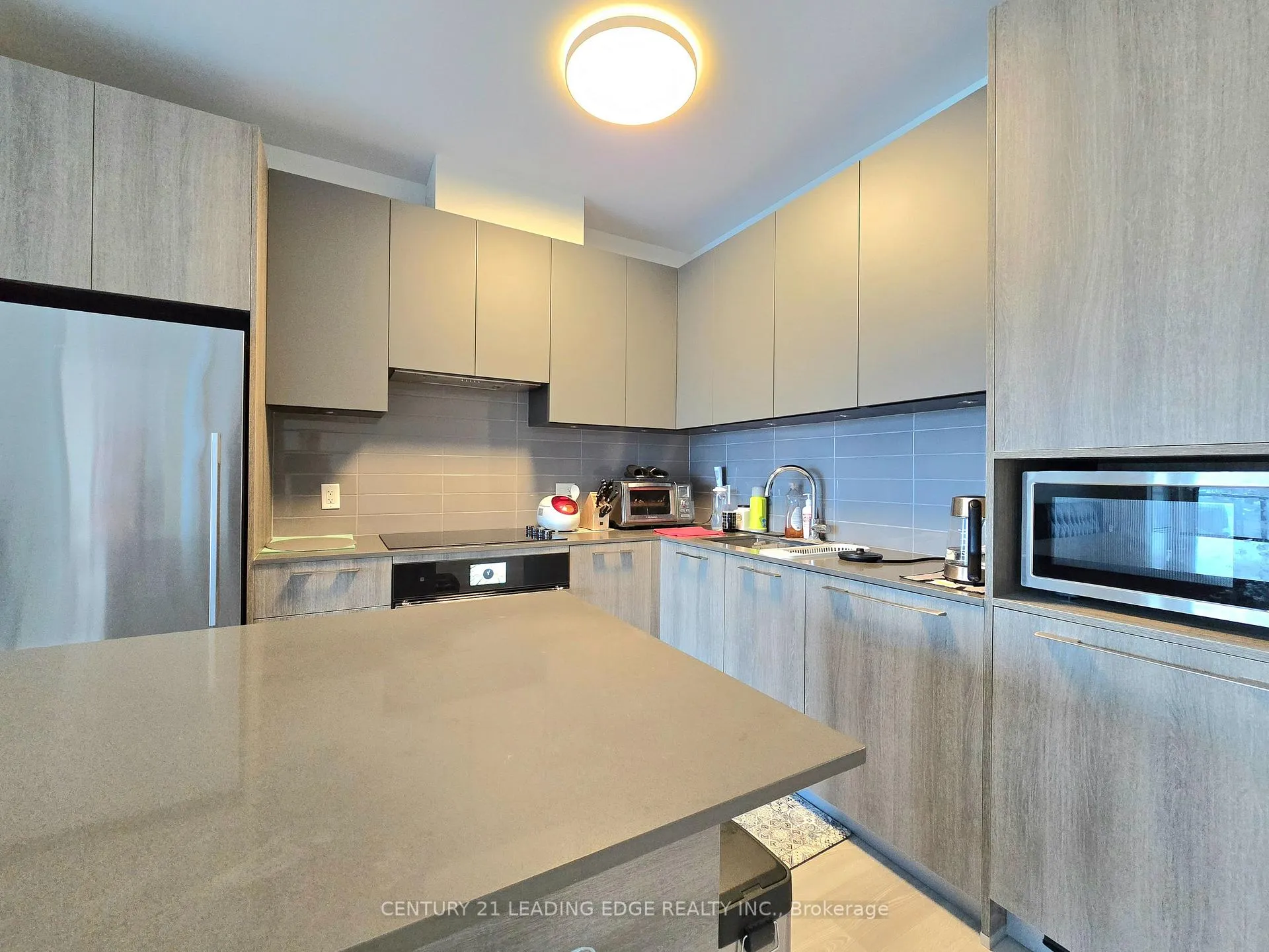 Photo 6 of Unit 506, 18 Water Walk Drive, Markham, Unionville — HOMEH